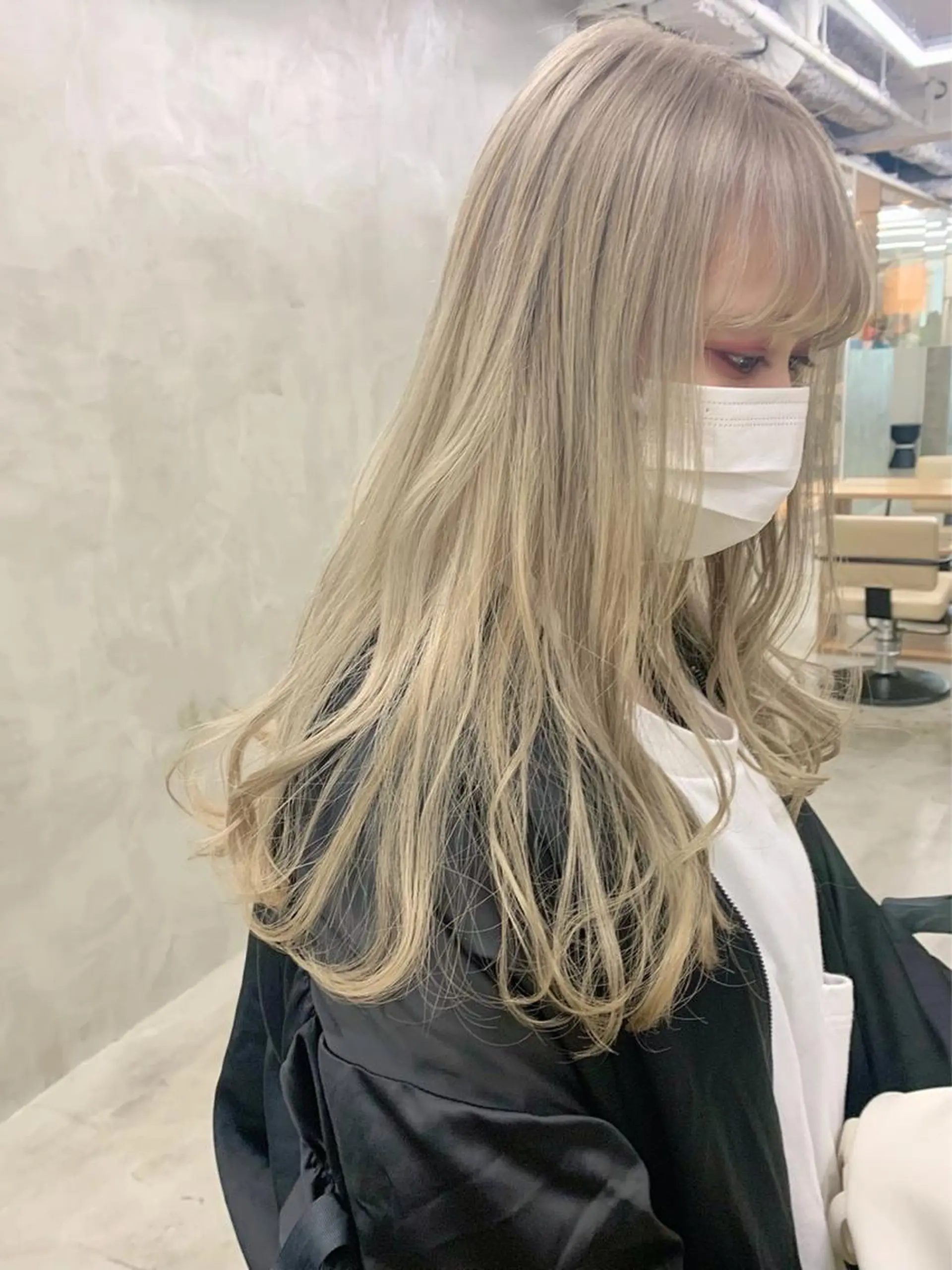 ロング カラー ブームボックス所属・🐝ハイトーンカラー hachi🐝のヘアスタイル