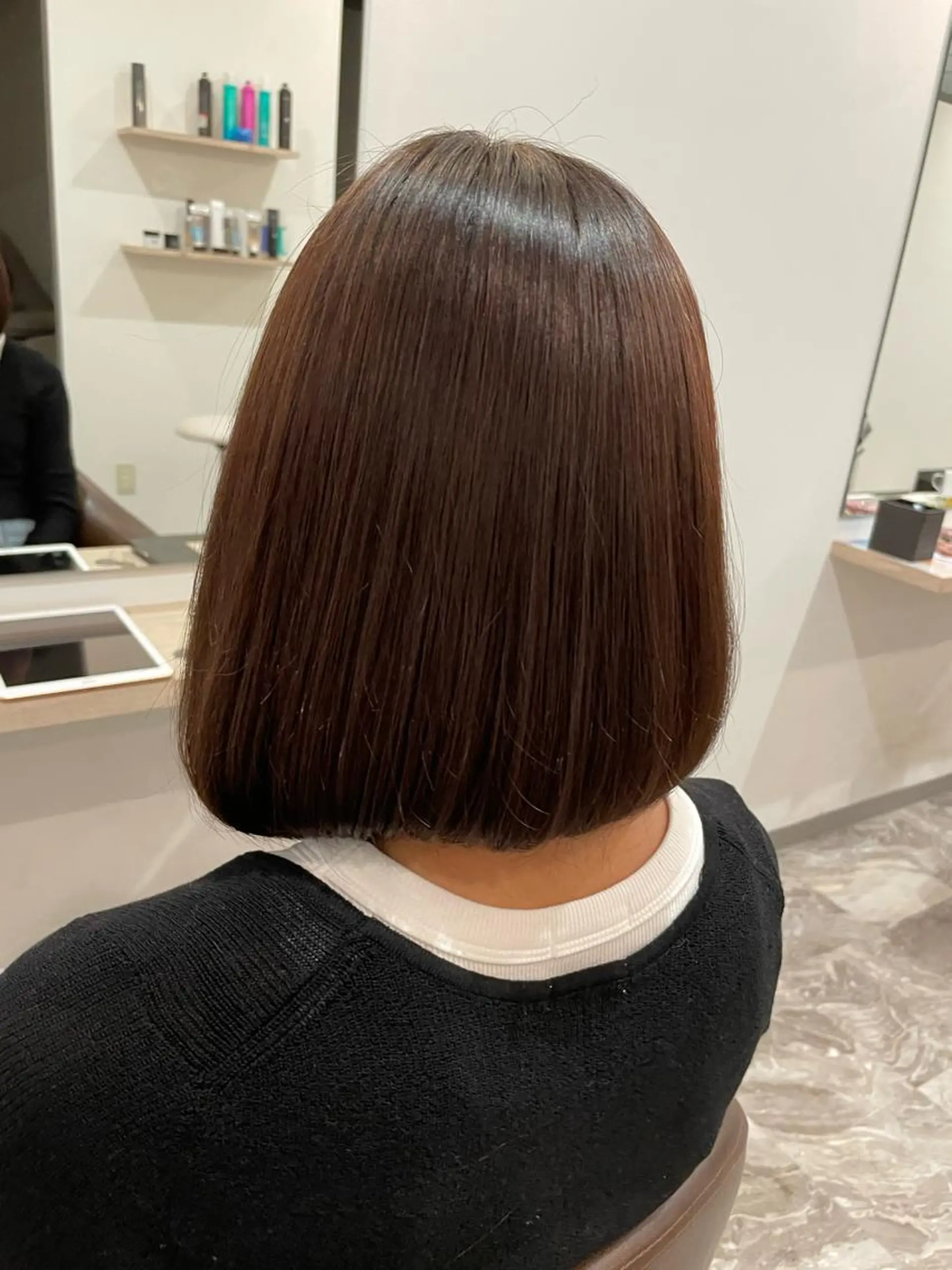 ミディアム カット 縮毛矯正 トリートメント 大谷 杏菜のヘアスタイル