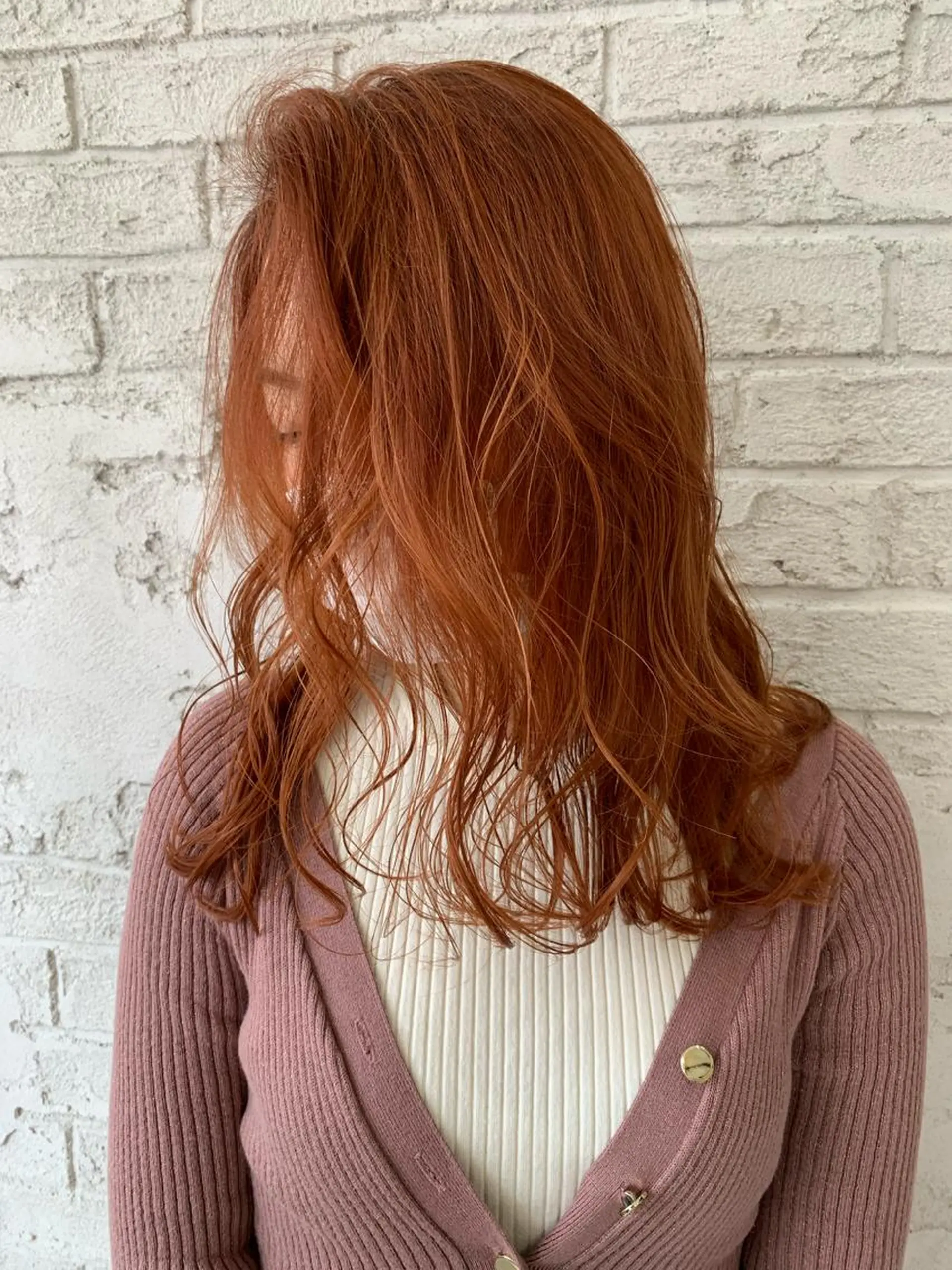 セミロング オレンジブラウン ヘアカラー 🇺🇸ハイライト特 化美容師🇺🇸漆沢のヘアスタイル