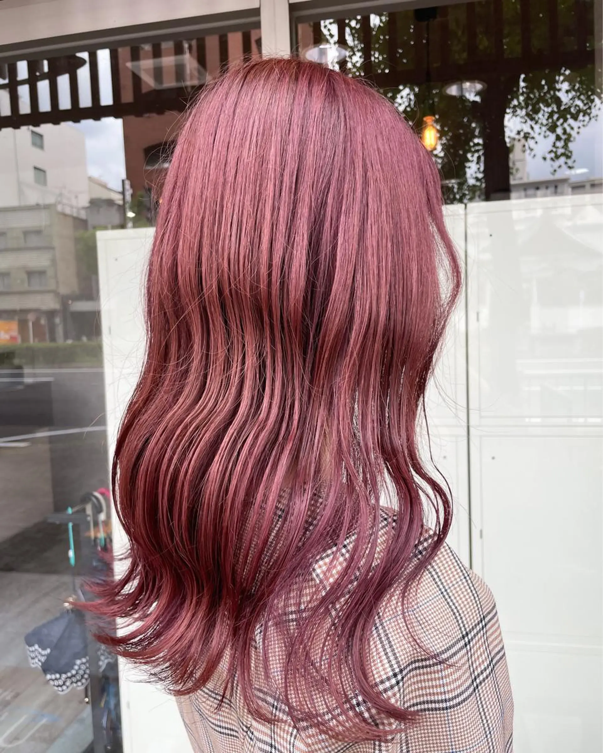 セミロング カラー ヘアアレンジ ベージュカラー ボルドーカラー 透明感カラー ラベンダーカラー ラベンダーピンク イワタ マハ/ minim hairのヘアスタイル