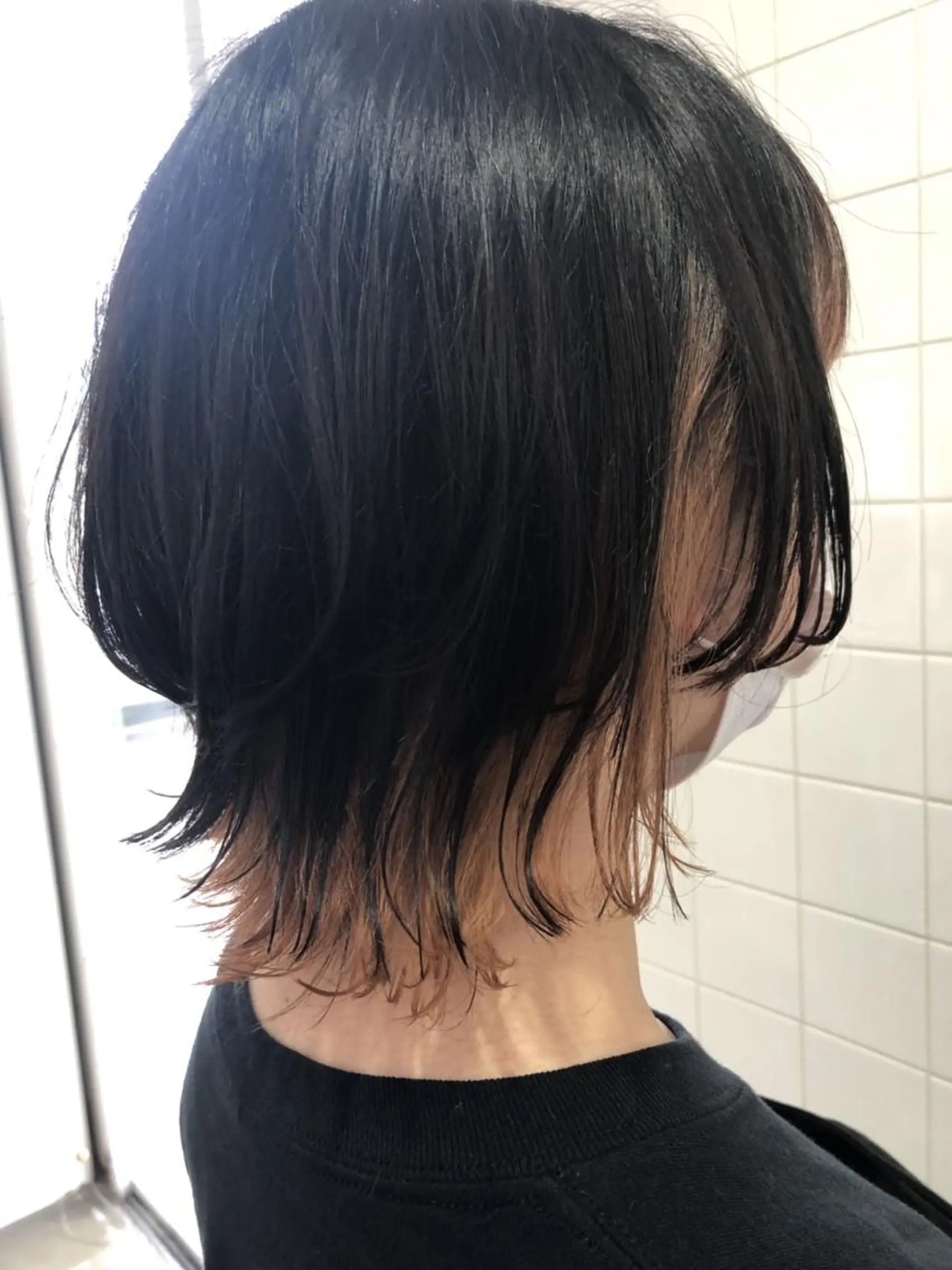 ショート カラー インナーカラー ウルフカット UP-PU ART  HAIRのヘアスタイル