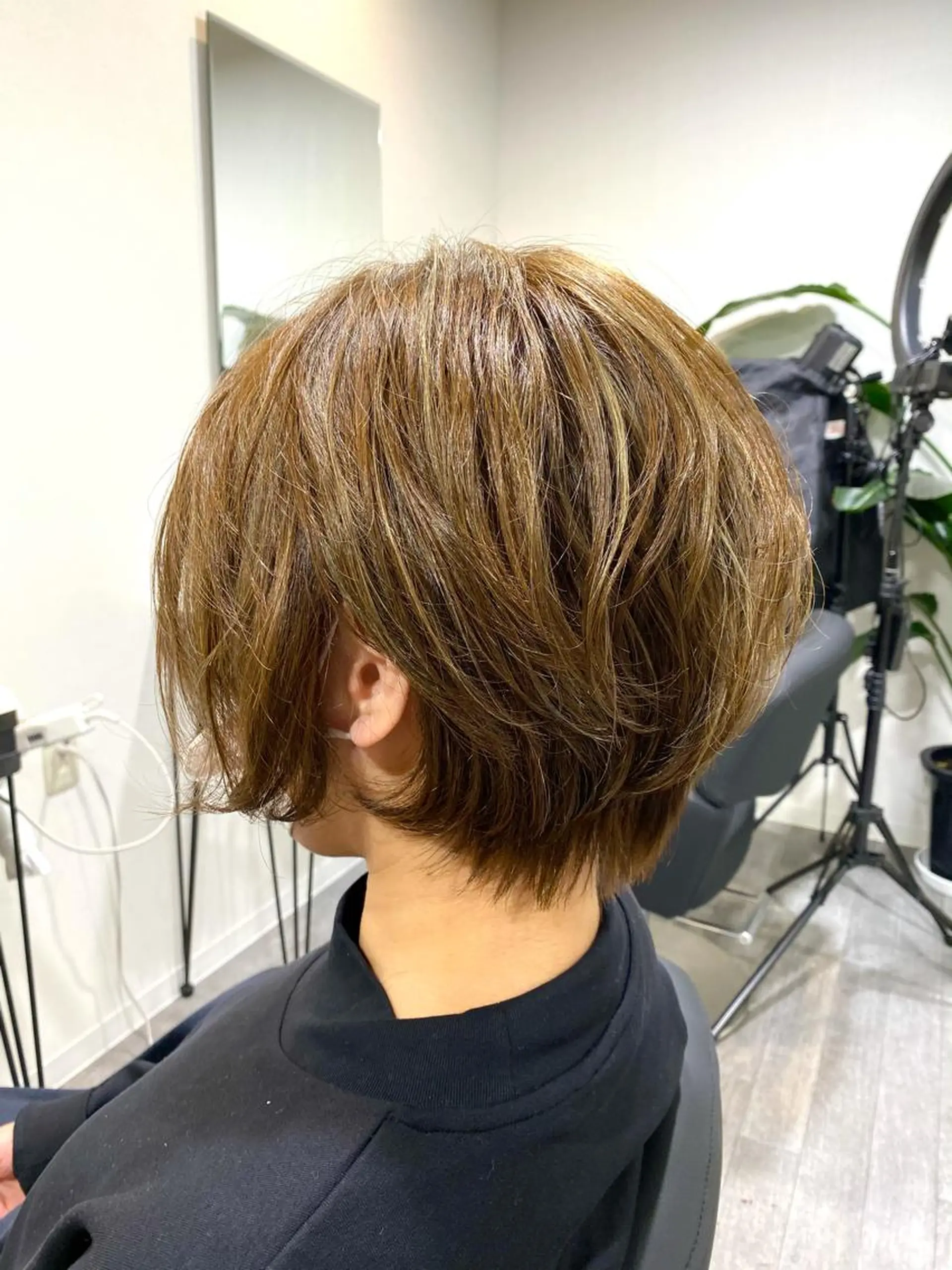 ミディアム カラー パーマ アディクシーカラー バレイヤージュ ブリーチ ケアブリーチ デザインカラー ヘアカラー unpeu hair  二条所属・先着1名様限定 カット無料のヘアスタイル