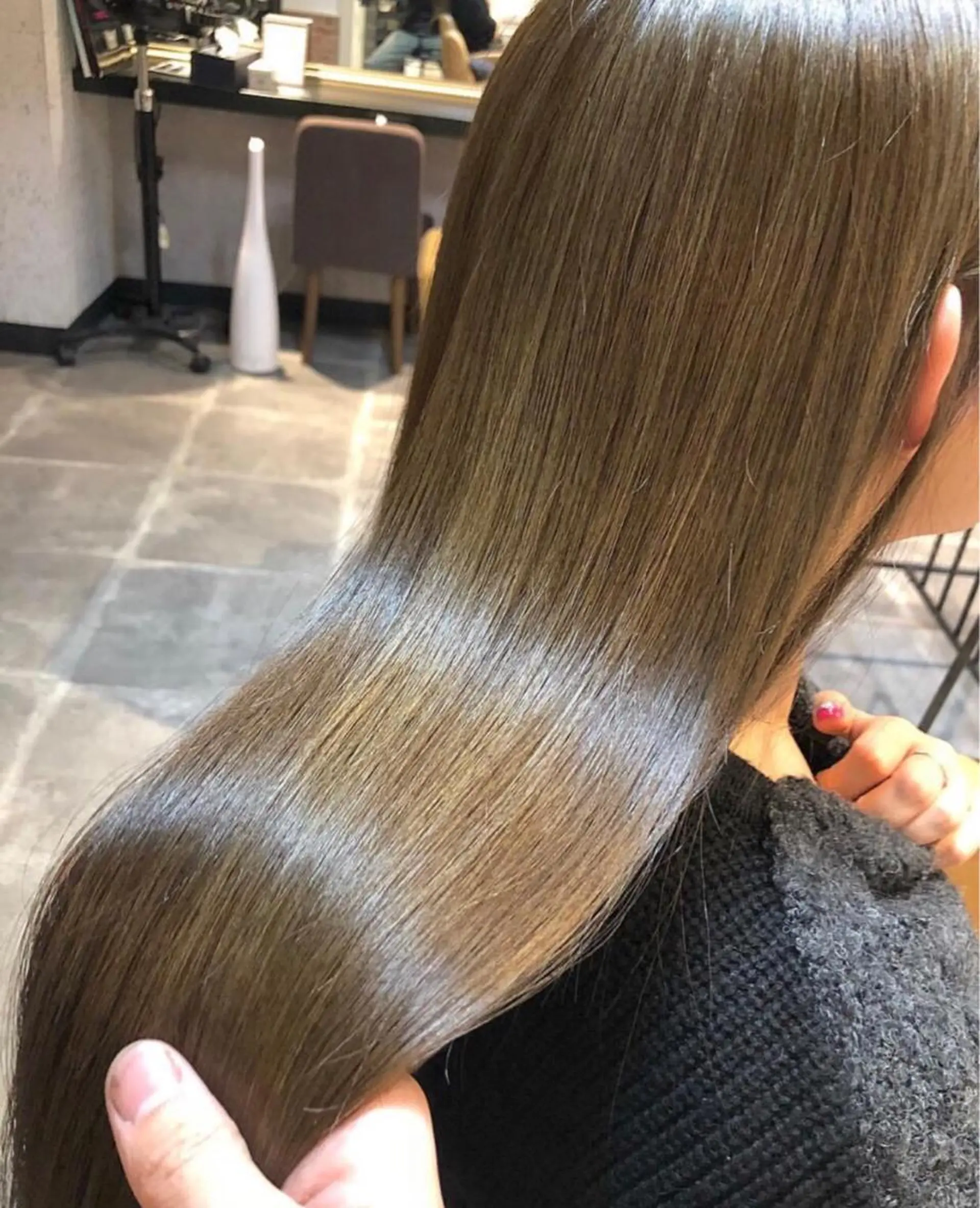 ロング カラー salowin 原宿 aroa所属・韓国／ハッシュカット ／透明感カラー／金野のヘアスタイル