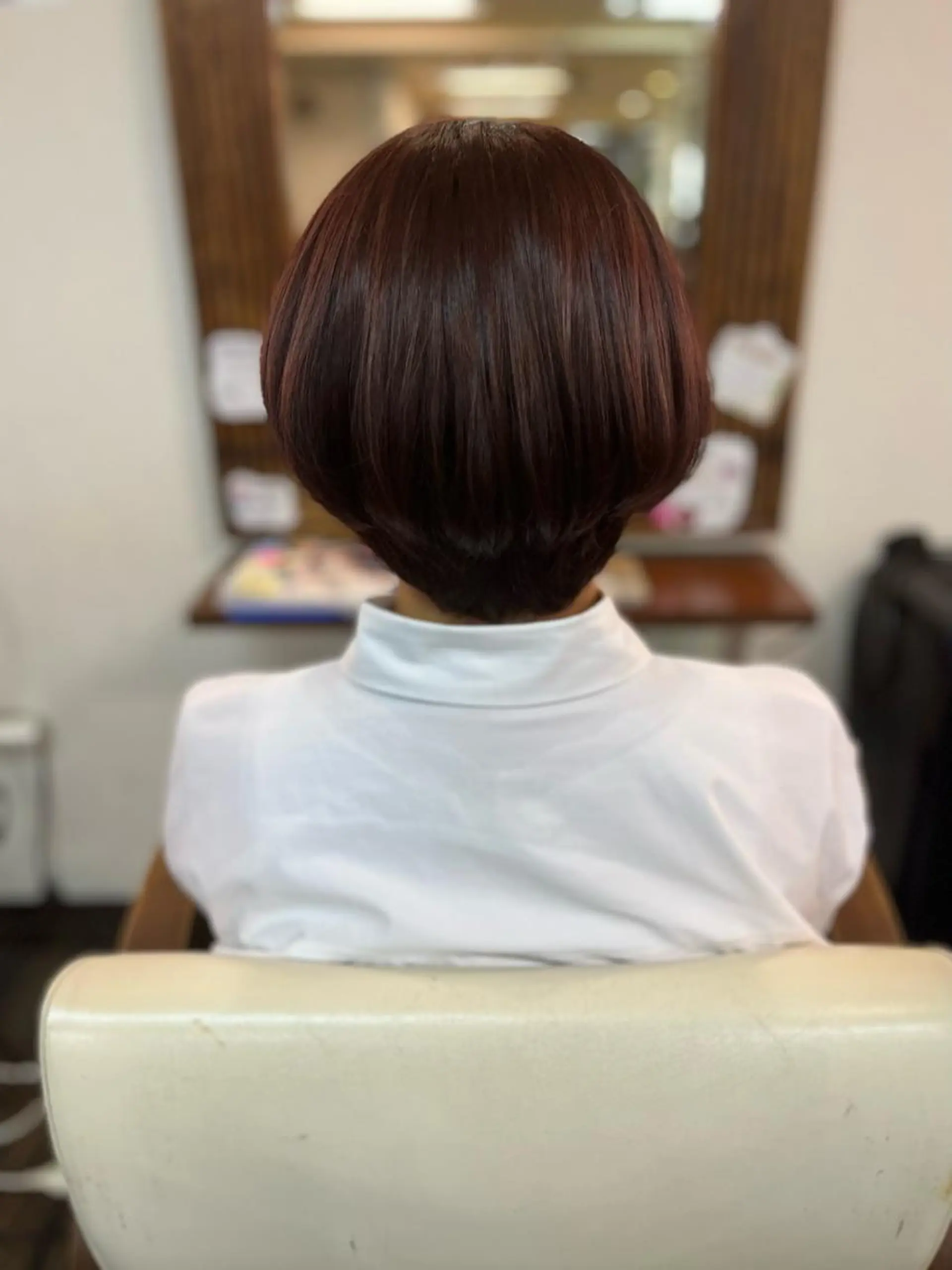 カラー 西形 梨瑚のヘアスタイル