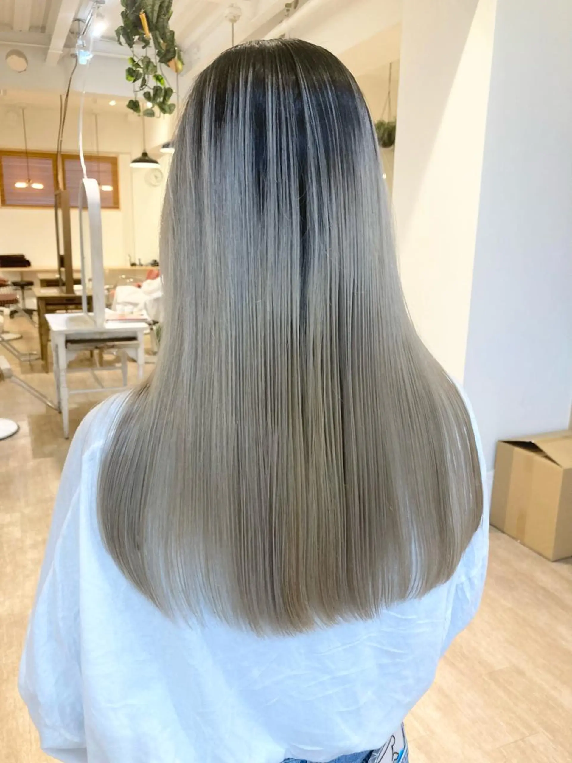 セミロング カラー マツエク・マツパ ヘアカラー ポミエ恵比寿所属・🤎口コミ5.0 カラー好評🤎KENのヘアスタイル
