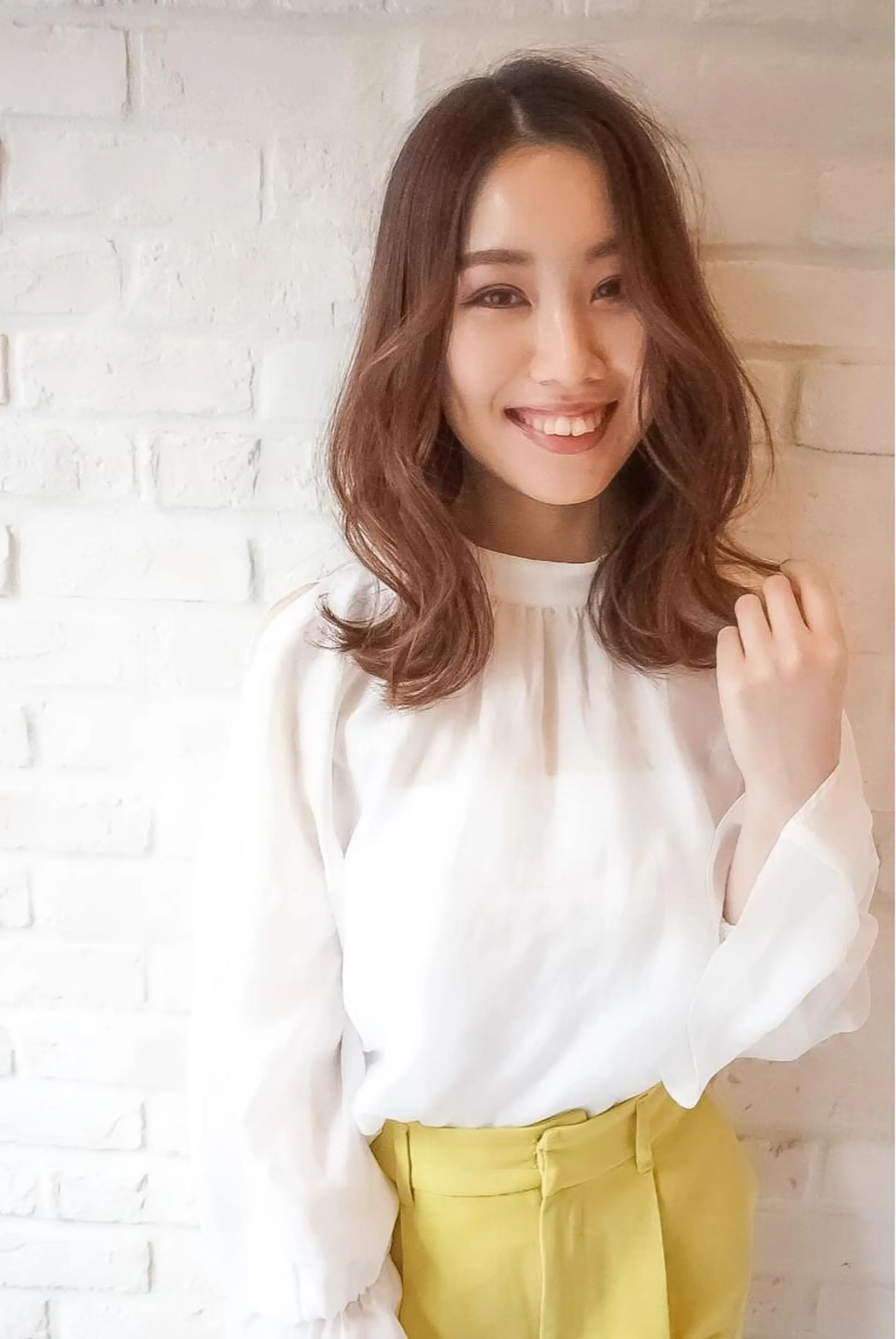 セミロング カラー ヘアアレンジ 飯塚 沙衣のヘアスタイル