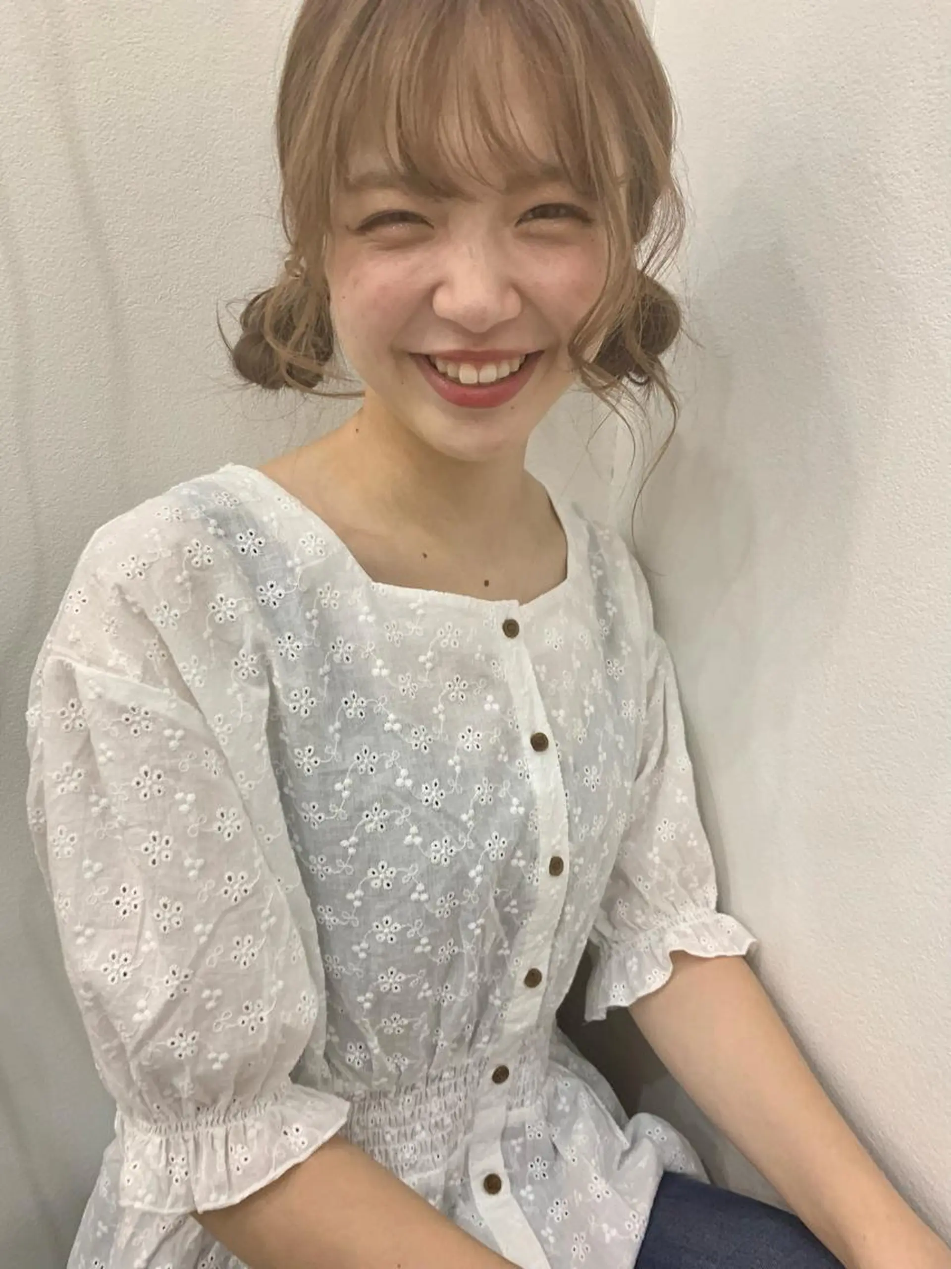 ヘアアレンジ KAORU オリーブカラーのヘアスタイル