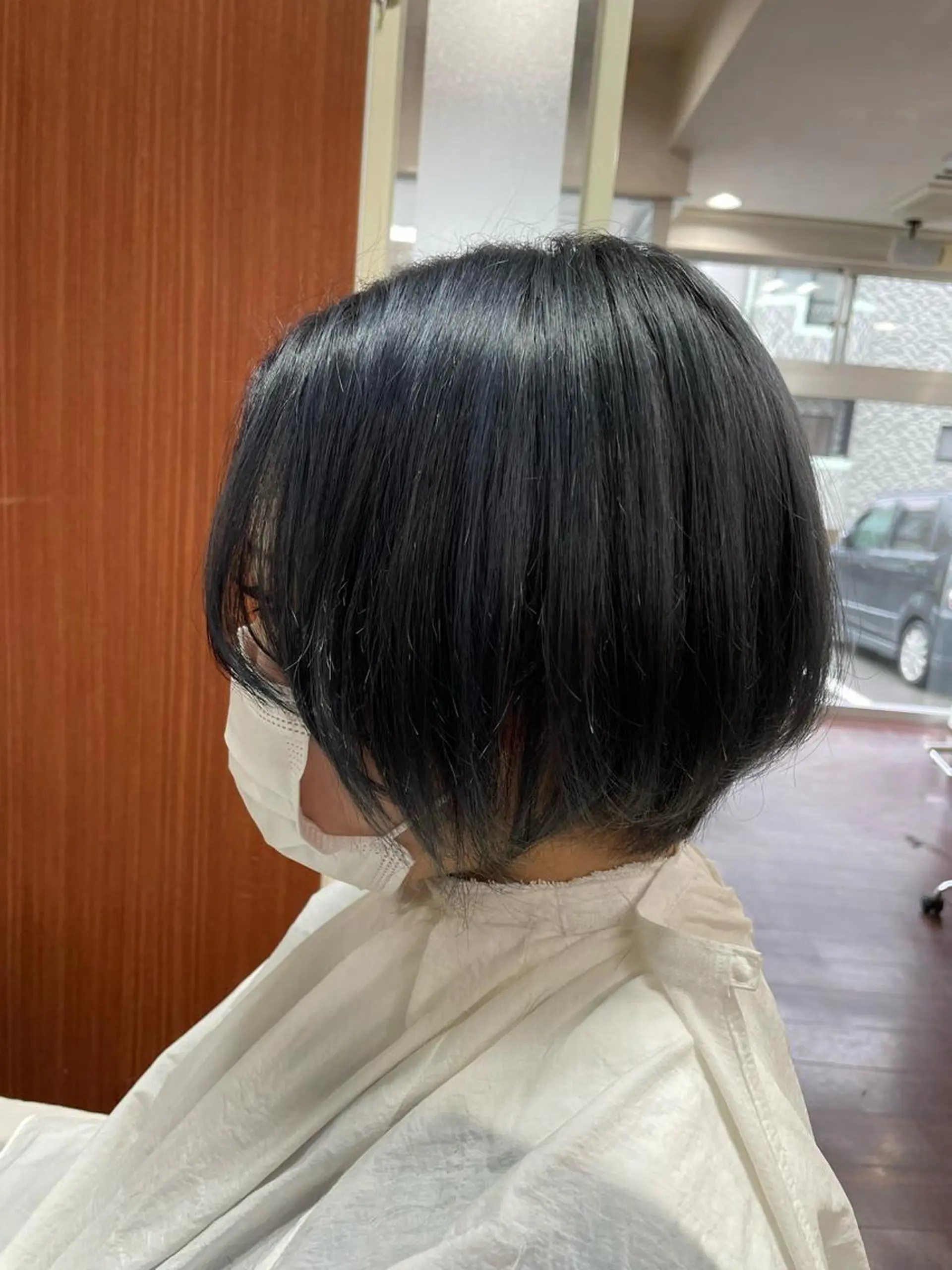 ショート カラー ショートボブ ブルーカラー シルバー ボブ ショートヘア 💎韓国カラー Giness坂下巧のヘアスタイル