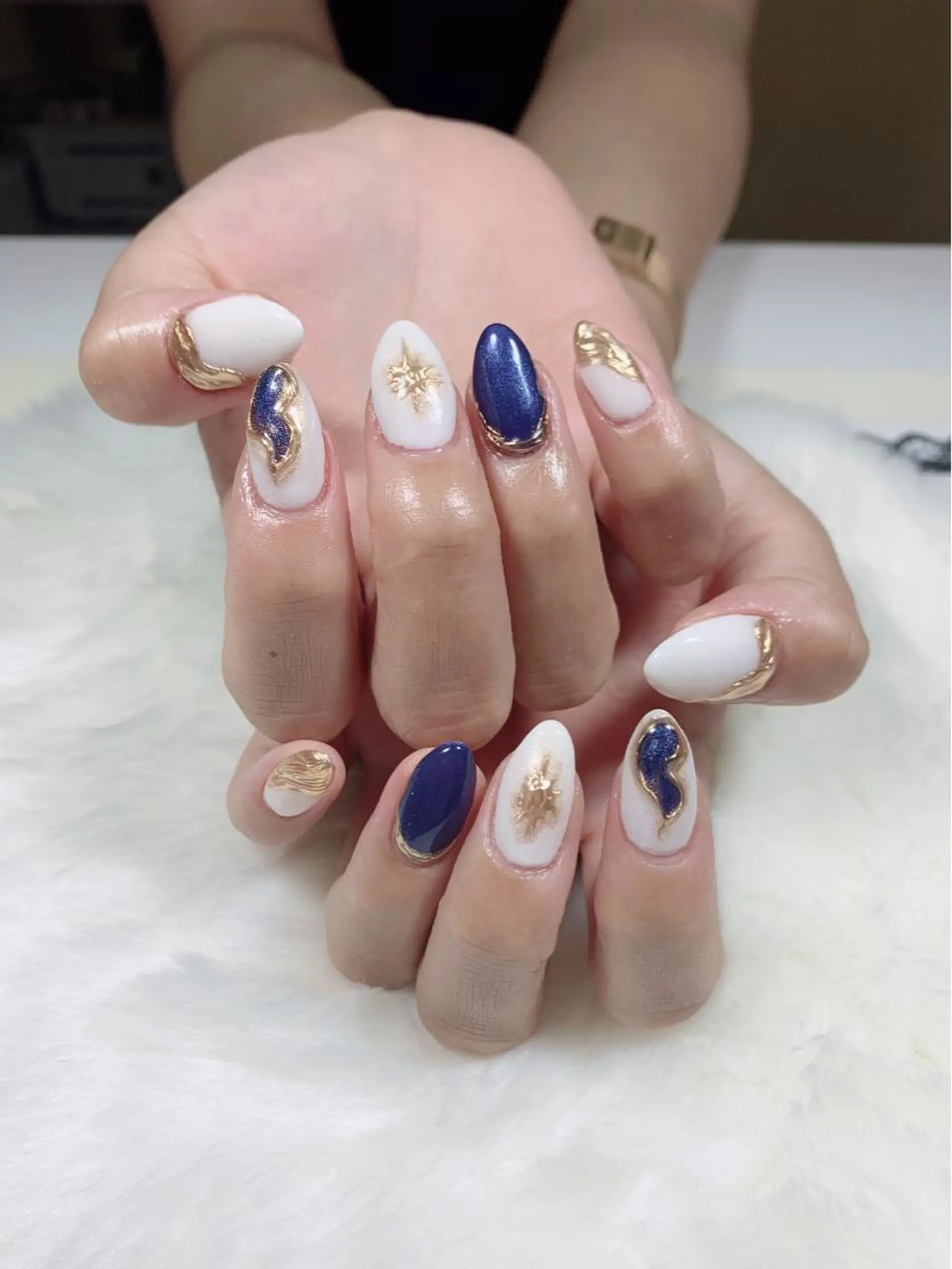 ネイル ミラーネイル salon EMANのネイルデザイン