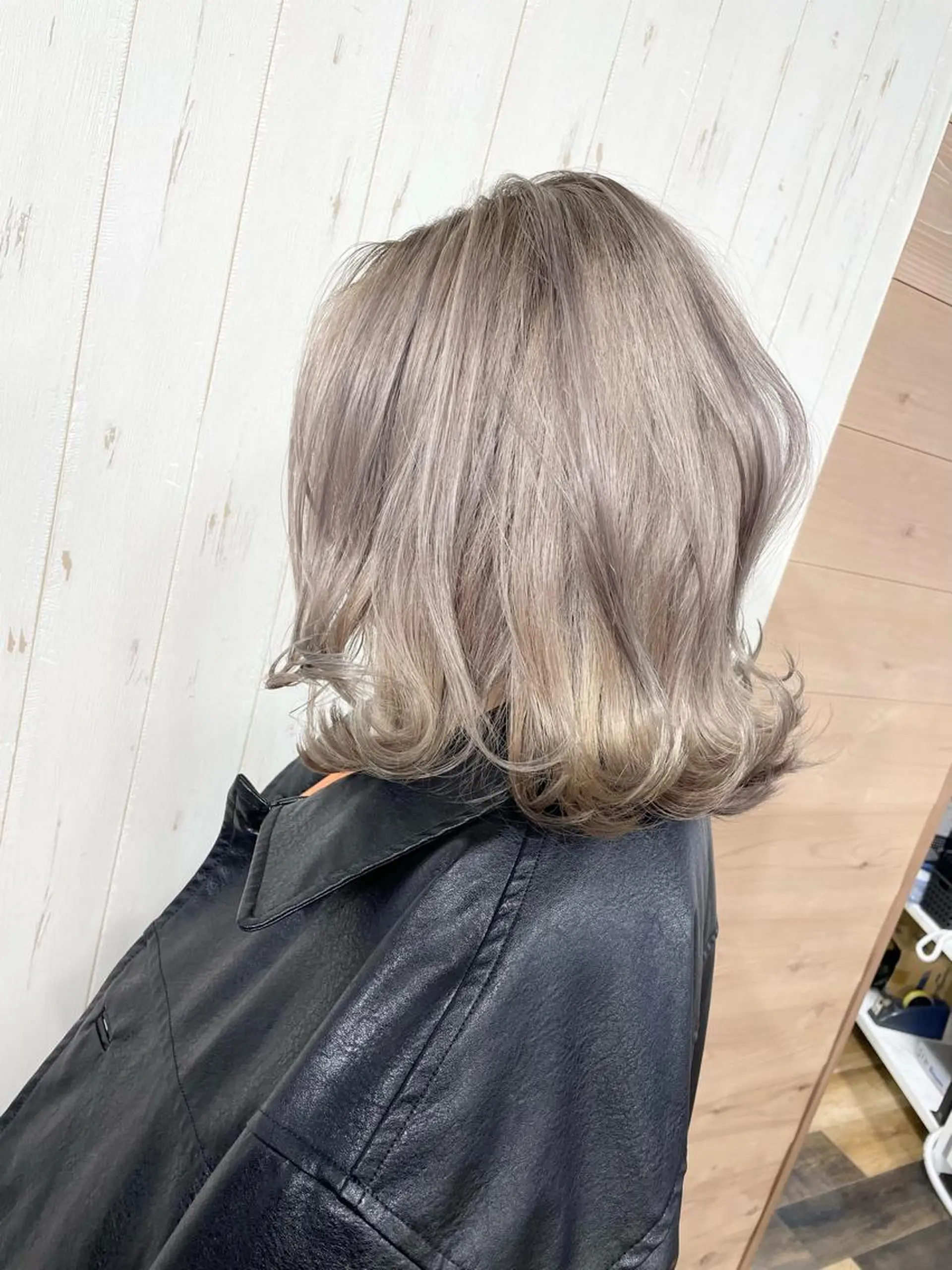 ミディアム 外国人風カラー ハイライト 韓国風ヘア レイヤーカット カット ヘアカラー AN'TIA小作所属・AN'TIA小作代表 ⭐︎kazuma⭐︎のヘアスタイル