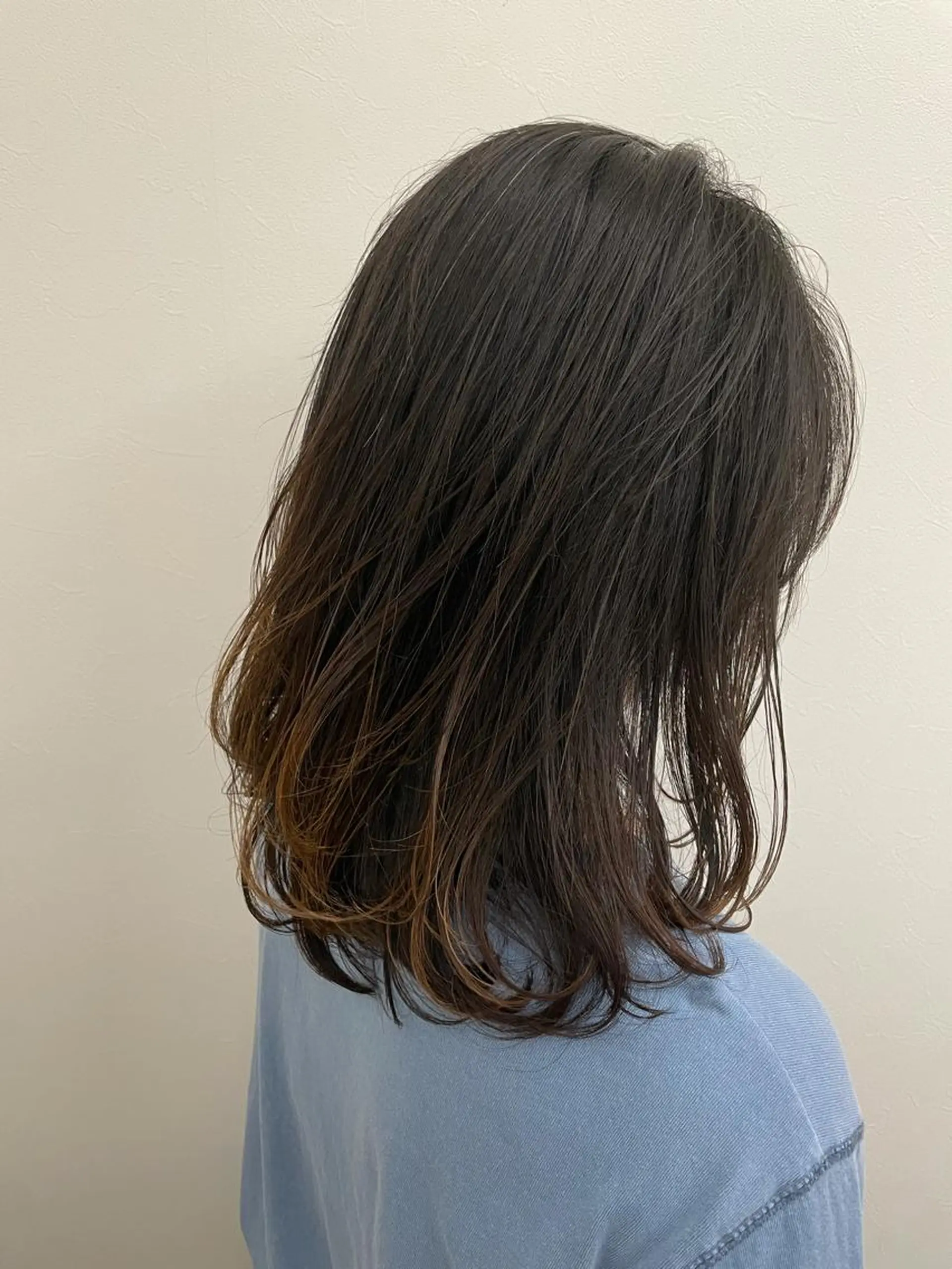 セミロング CURE 朱梨のマツエク・マツパデザイン