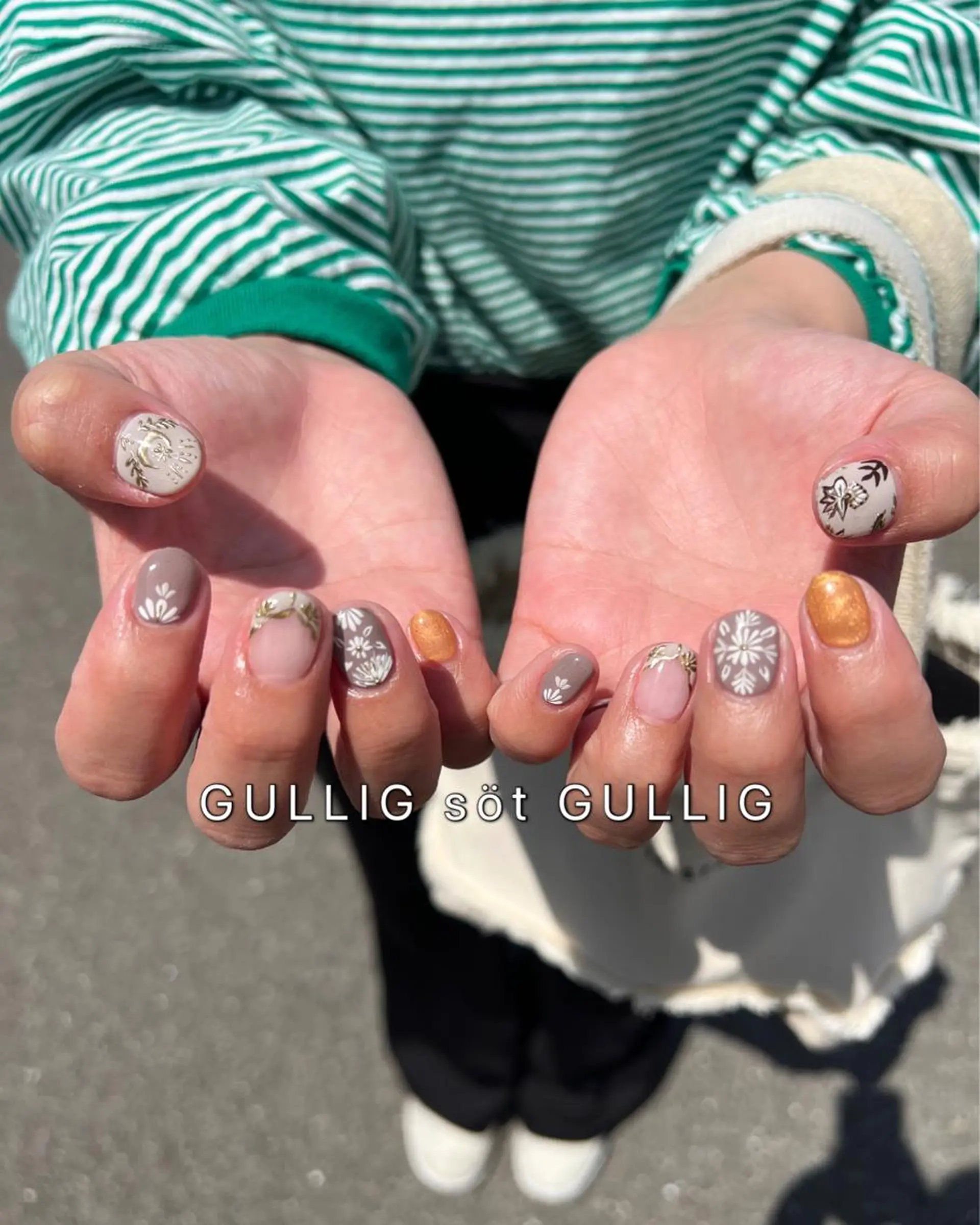 ネイル ハンドネイル フットネイル GULLIG söt GULLIGのネイルデザイン