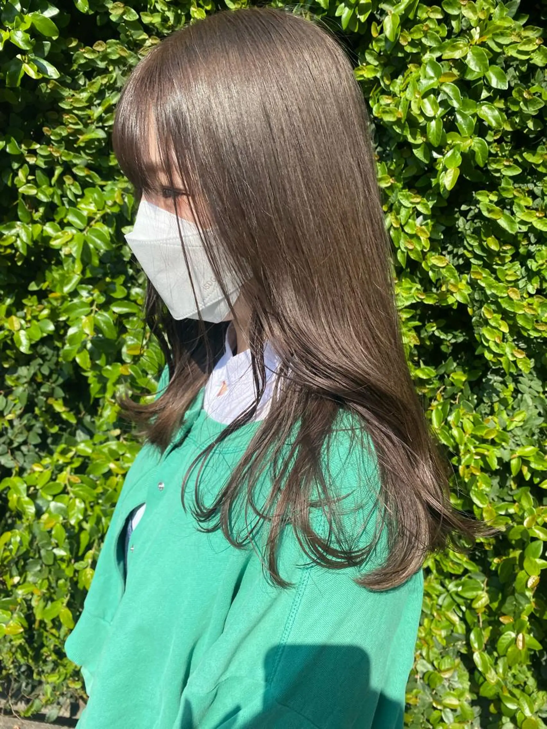 ロング カラー ベージュカラー ブリーチ オリーブベージュ NATSUKI😸 ‪✂︎‬南森町美容室のヘアスタイル