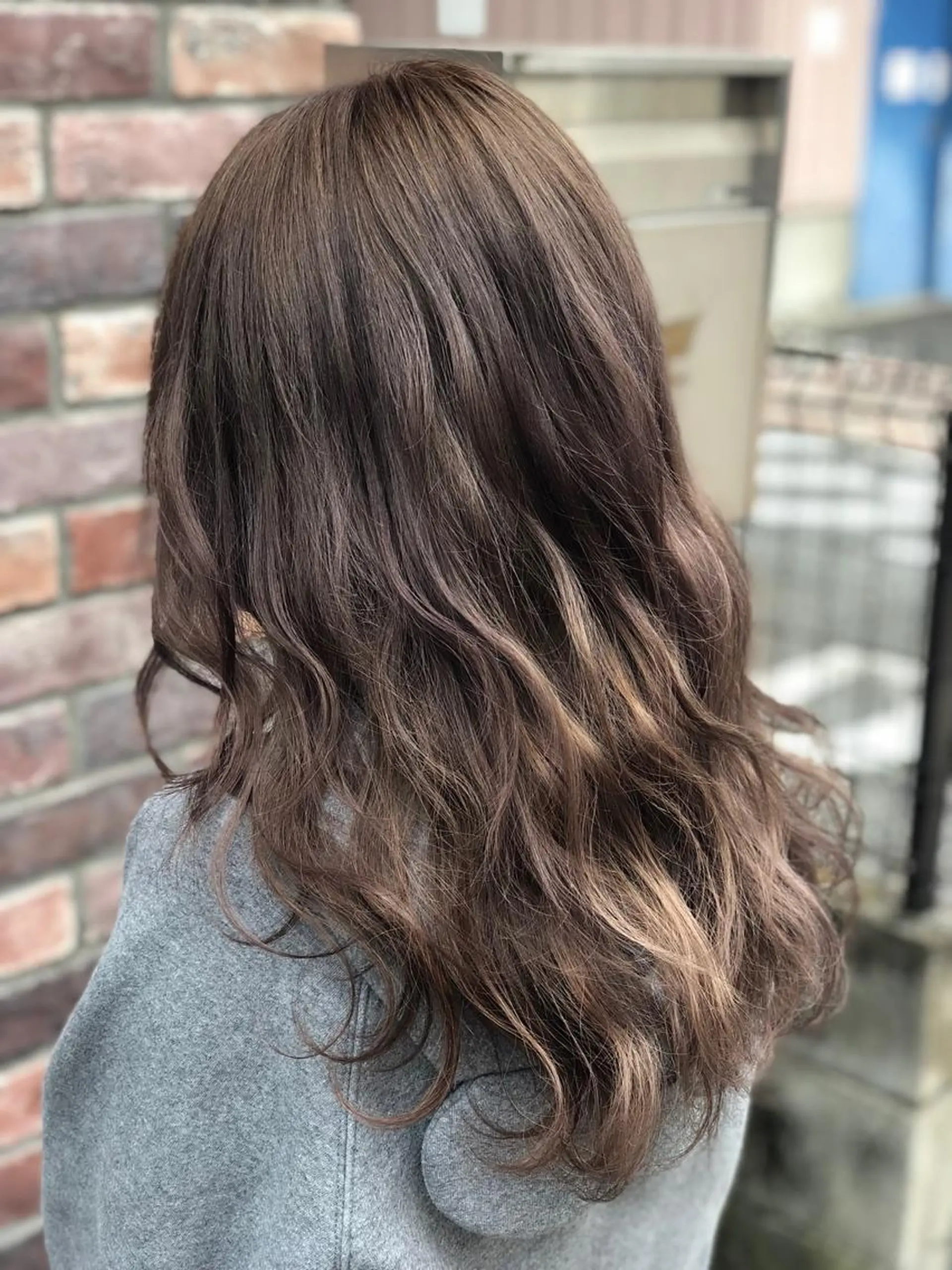 ロング FENICE onthe beach所属・永井大樹✨ 透明感カラー✨のヘアスタイル