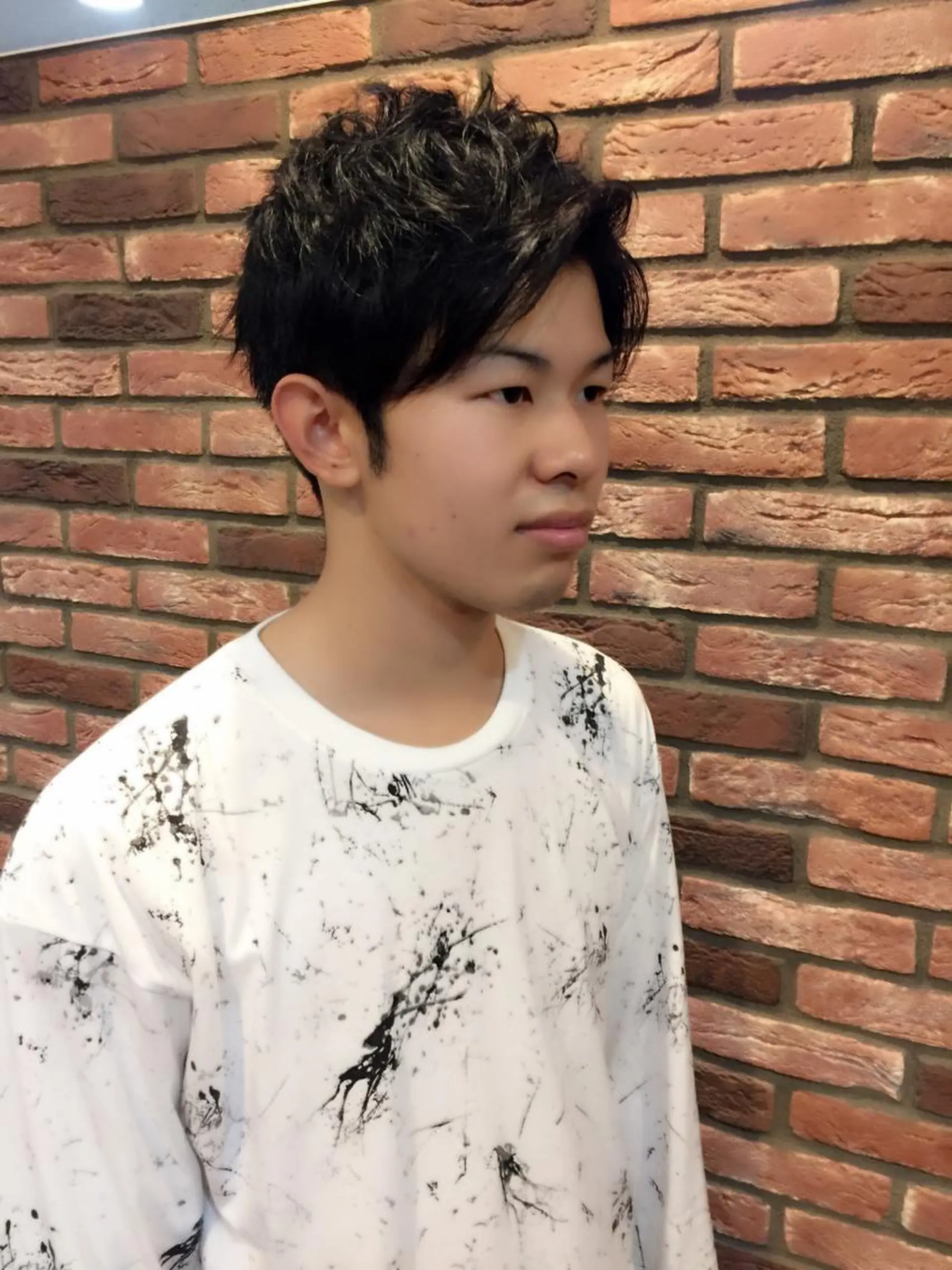 ミディアム メンズ グレイスフルバーバープラチナム六本木店所属・六本木メンズヘア 大橋勇貴のヘアスタイル