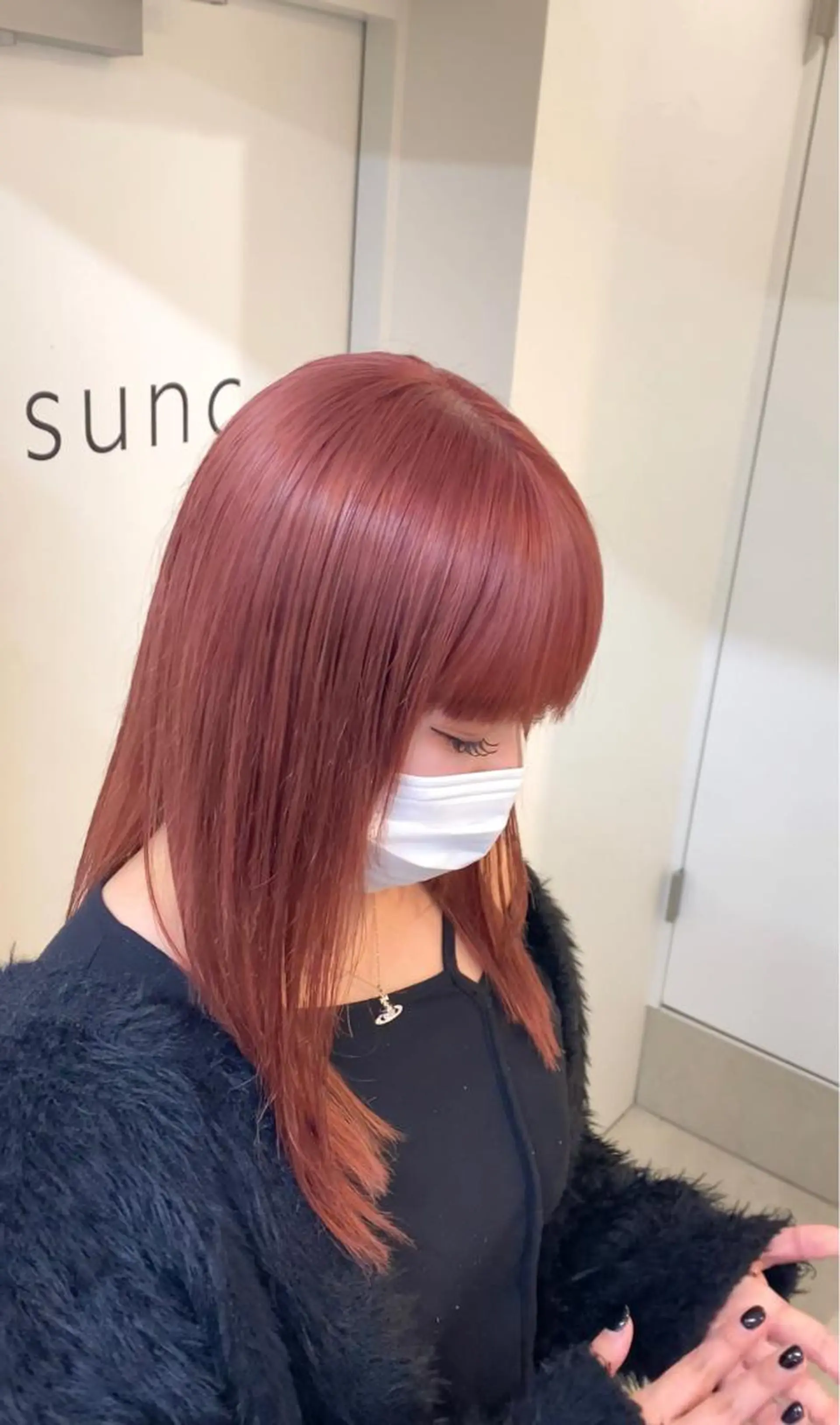 ミディアム カラー ブリーチ デザインカラー ハイトーンカラー 似合わせカット ウルフカット カット ヘアカラー トリートメント sunc所属・レイヤーカット ワンホンヘアそうたのヘアスタイル