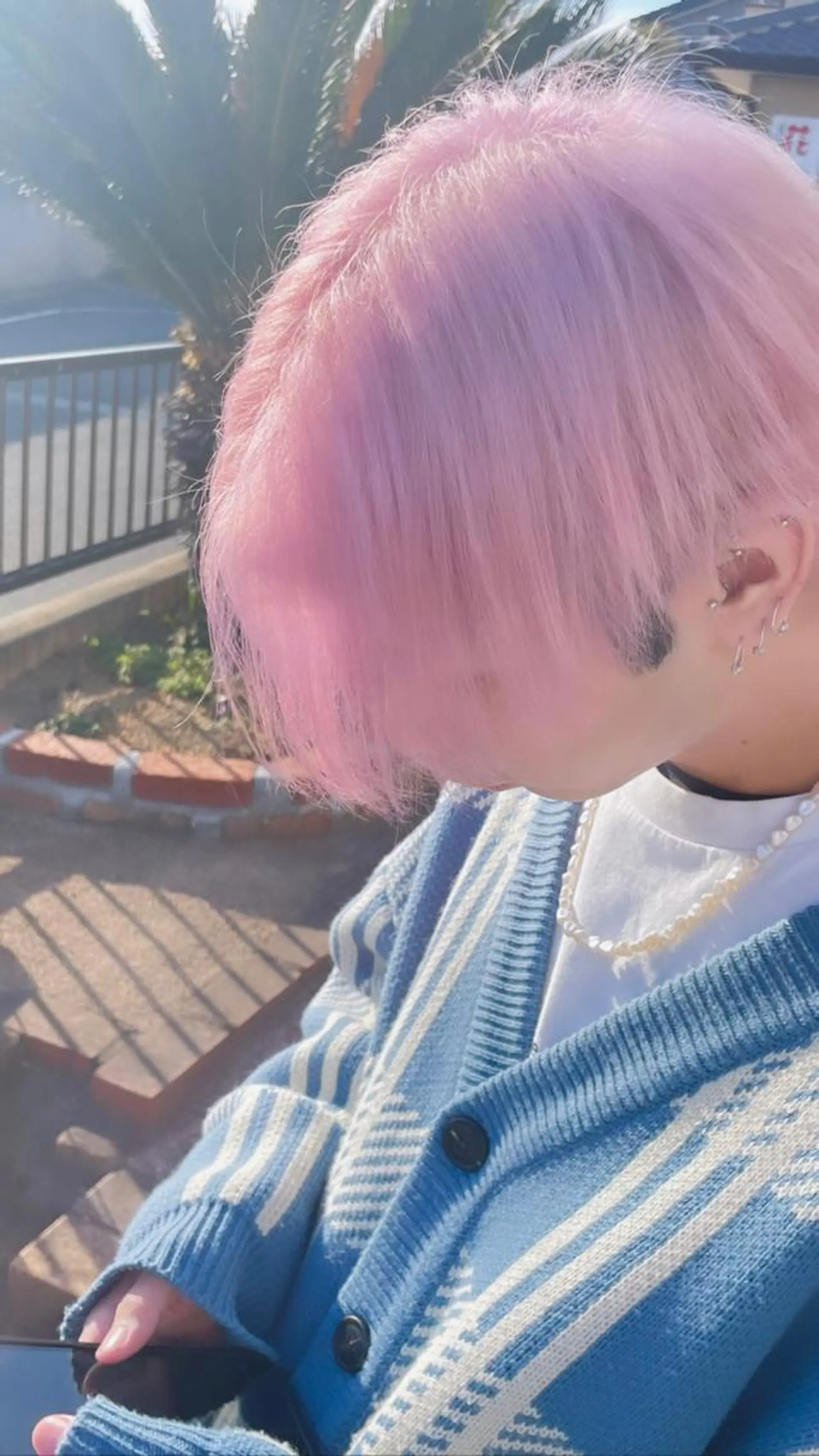 ショート カラー アッシュ アッシュグレー アッシュグレージュ バレイヤージュ ミストバング ヘアカラー トリートメント 🌈ブリーチ特化🌈 MANATOのヘアスタイル