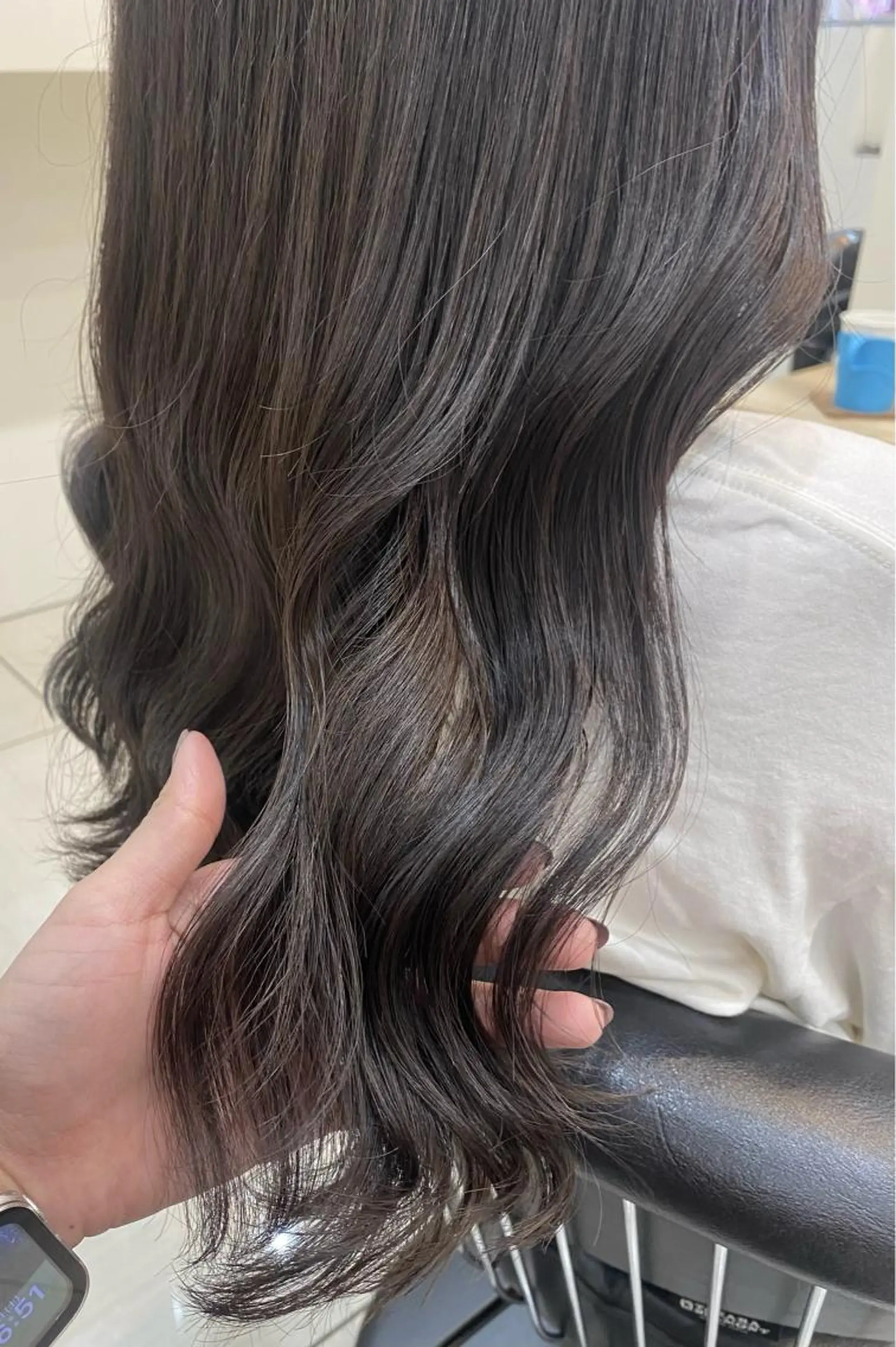 ロング カラー 透明感カラー グレージュ 韓国ヘア／艶カラー minamiのヘアスタイル