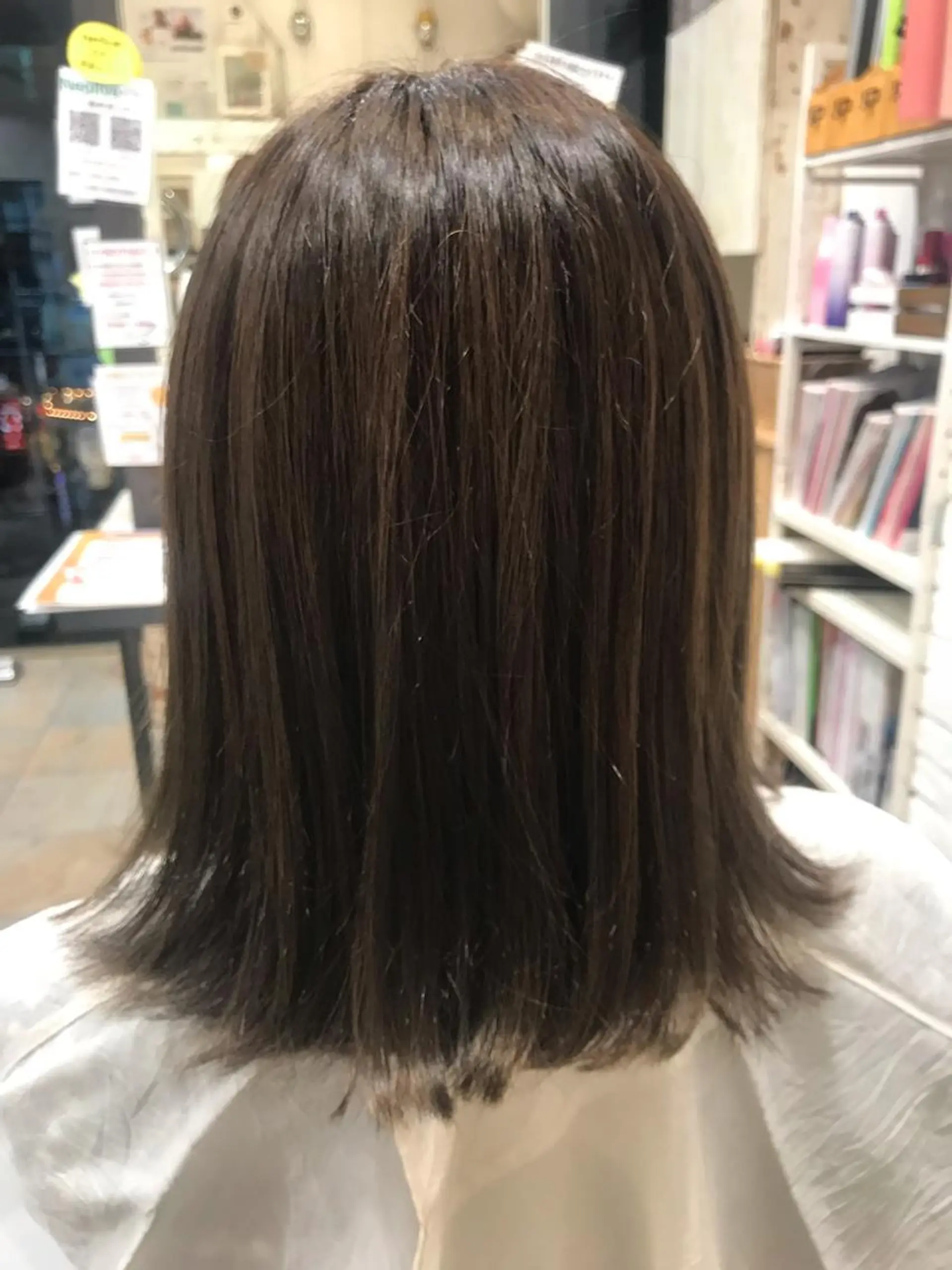 ミディアム カラー カット ヘアカラー トレンドヘアーに🌈 川村　静香のヘアスタイル