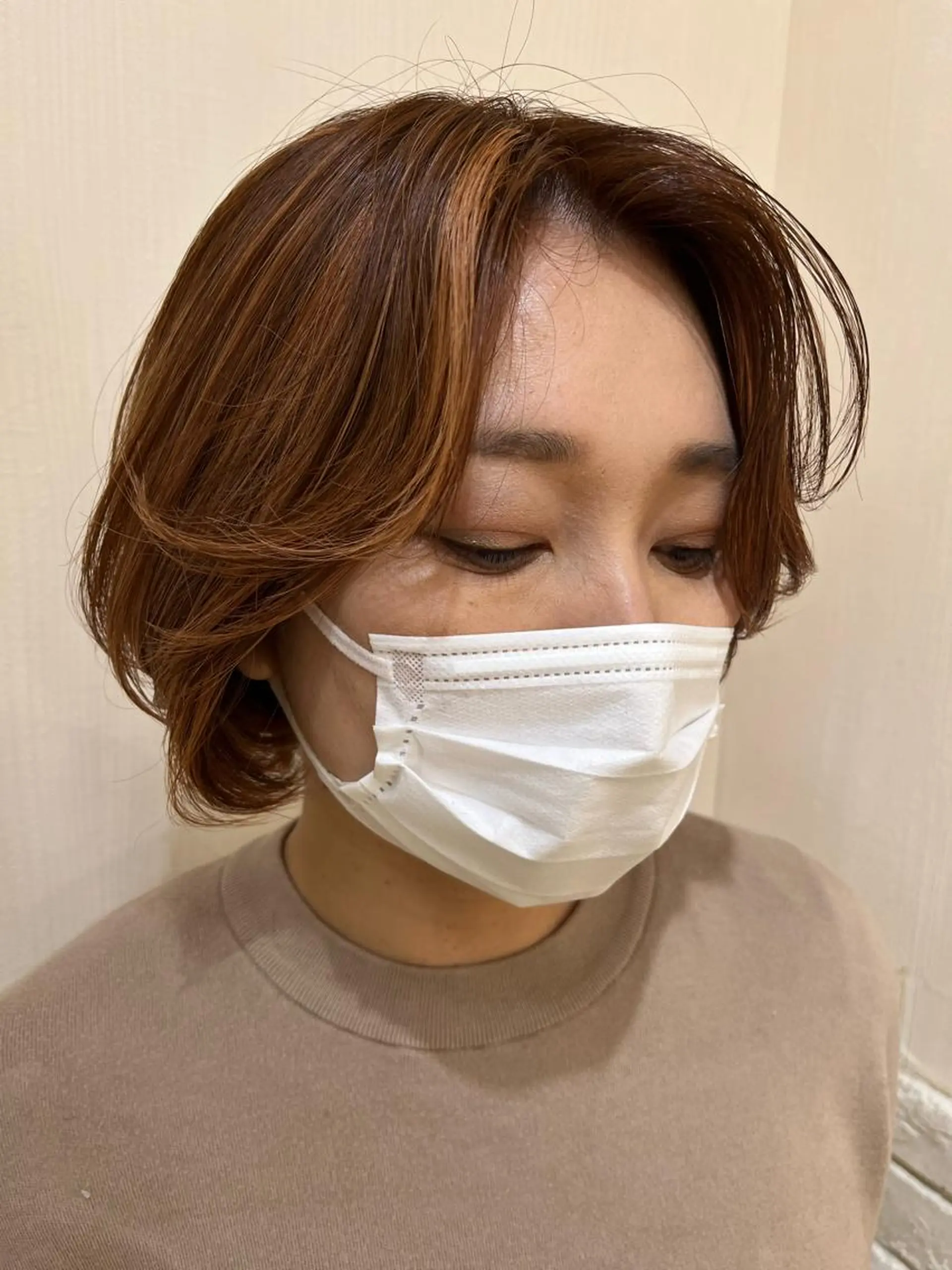 ミディアム カラー ハイライトカラー オレンジ ボブ ハイライト ヘアカラー きむえり/セット/ 髪質改善/カラーのヘアスタイル