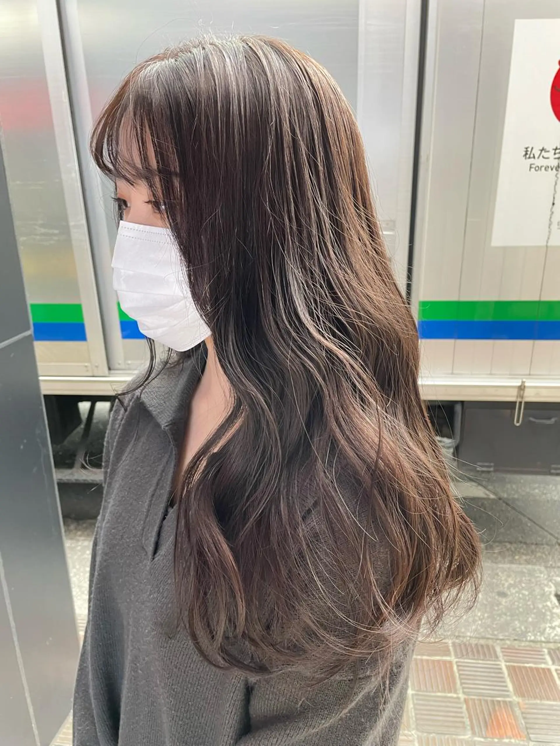 ロング カラー ショートボブ ミストバング ブリーチ ダブルカラー イヤリングカラー スパイキーパーマ 柏NO1 藤本葉のヘアスタイル