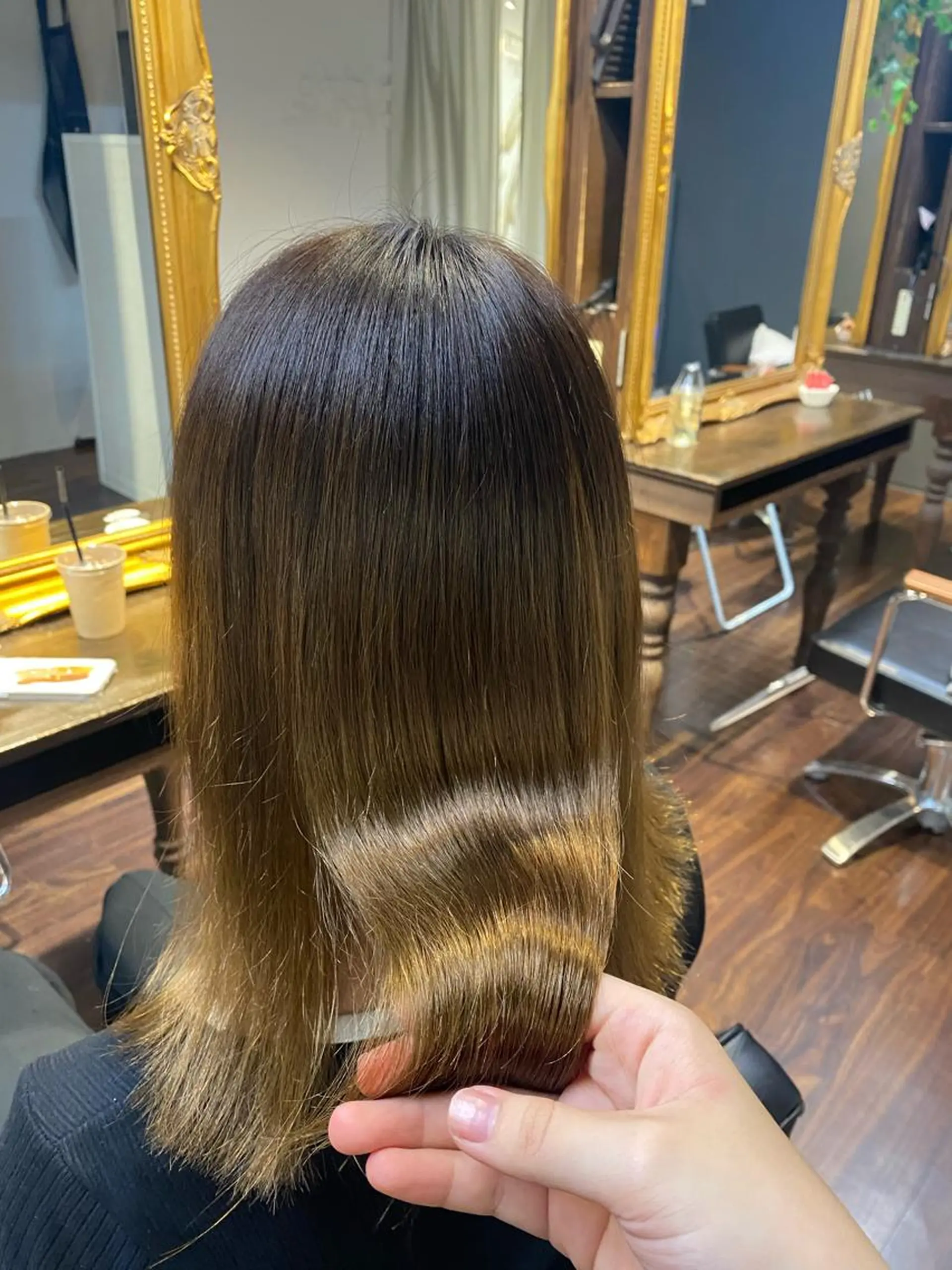 セミロング カラー ヘアアレンジ 縮毛矯正 酸性ストレート 韓国ヘア×髪質 改善🇰🇷シオリのヘアスタイル