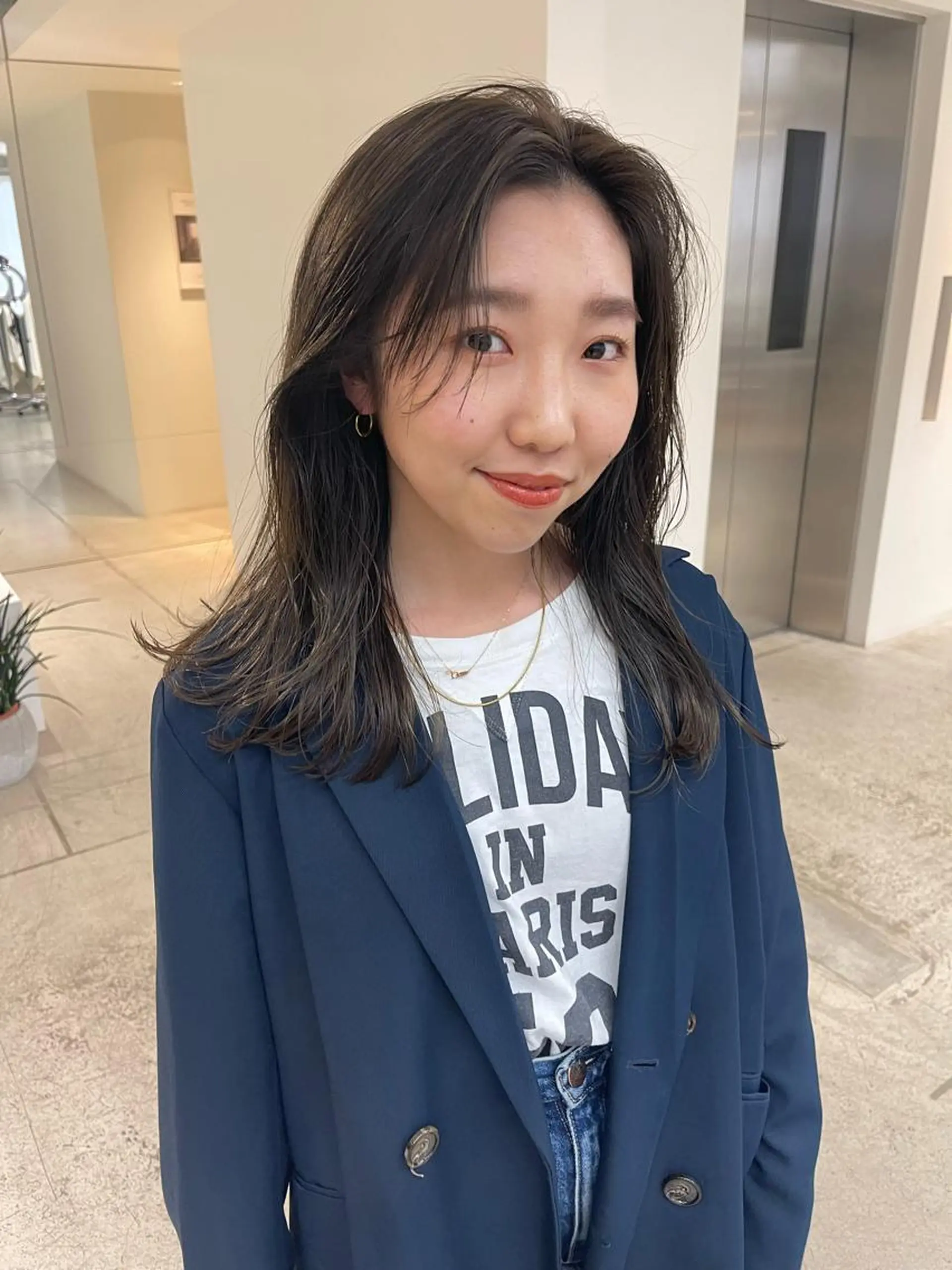 セミロング カット パーマ oma　袮次金 鈴香のヘアスタイル