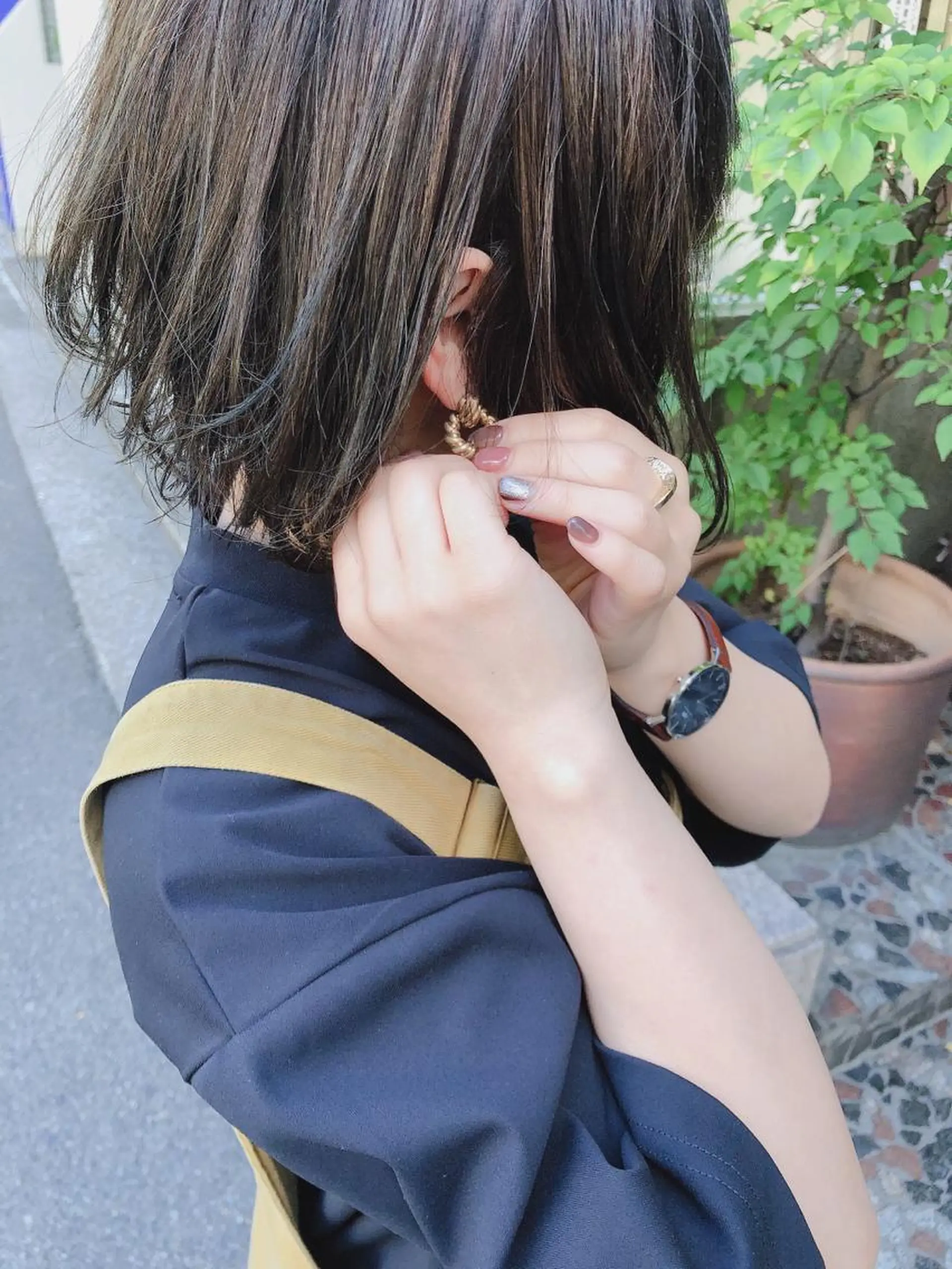 ショート カラー ヘアアレンジ ベージュカラー tre/e'所属・ハイライトカラー橋本 昇平のヘアスタイル