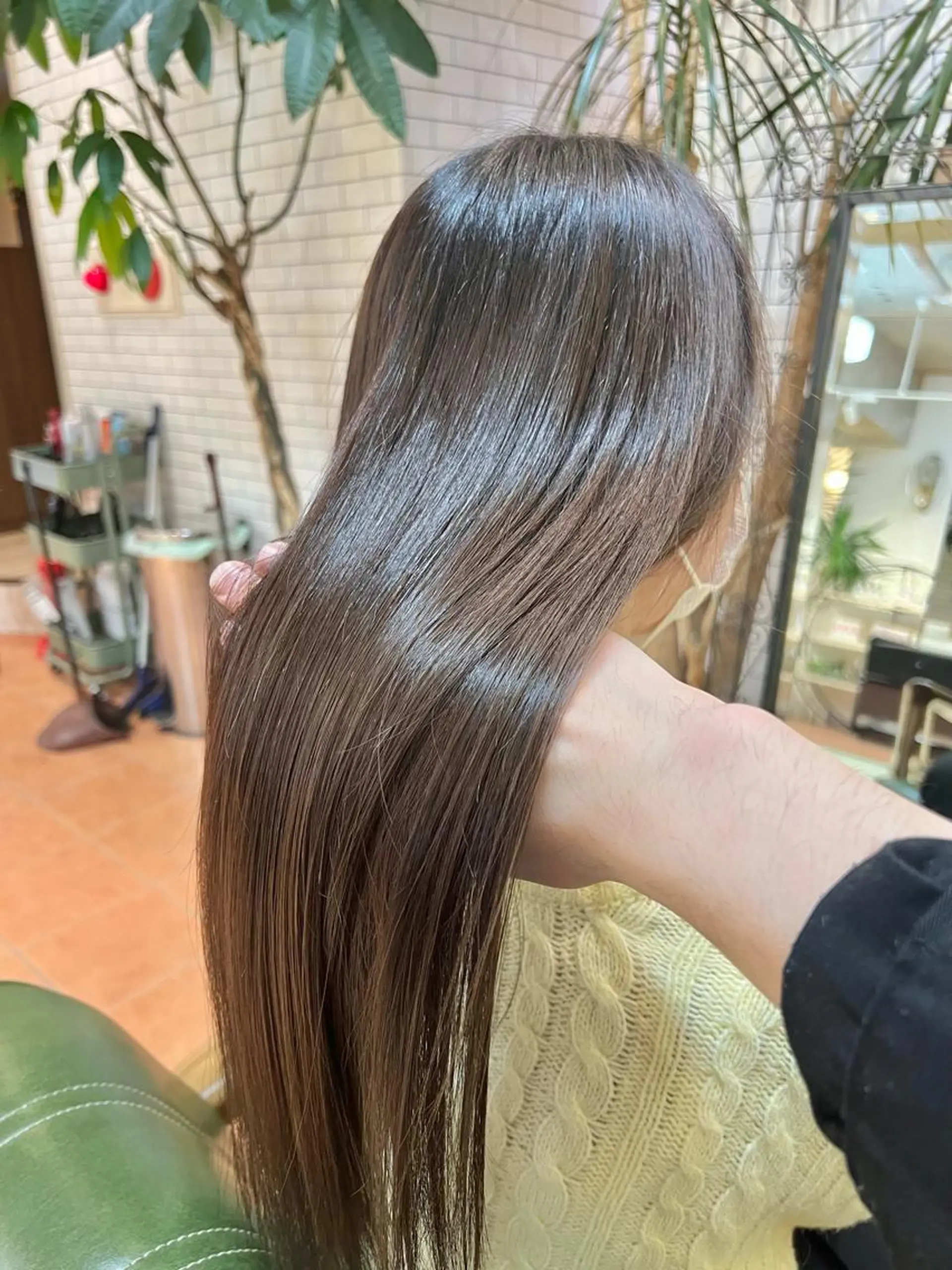ロング カラー ヘアカラー トリートメント 石井 佑樹のヘアスタイル