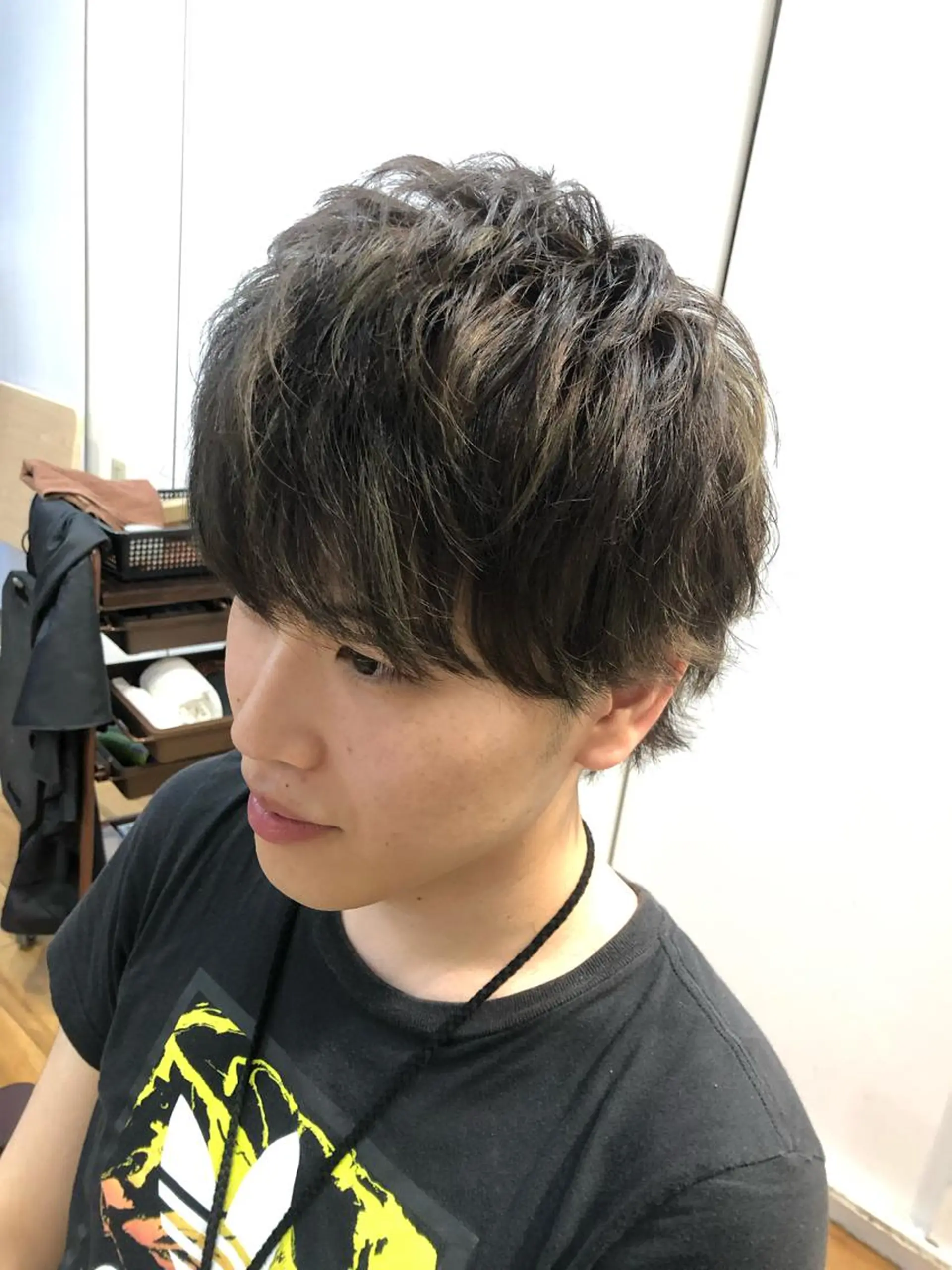 ミディアム 【.ico】心斎橋 飛田ゆうきのヘアスタイル