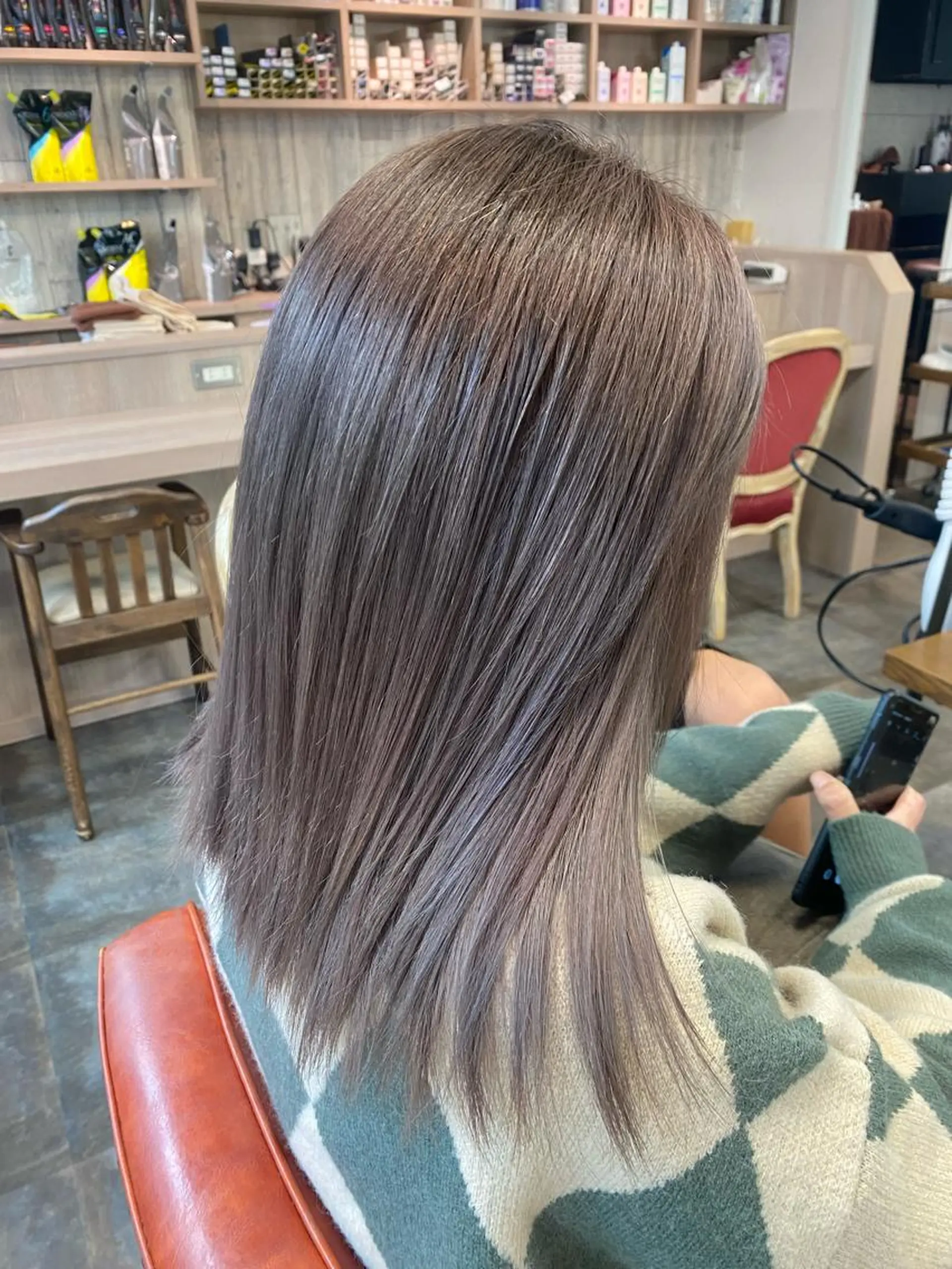 ミディアム ヘアカラー ハイトーンボブ Mizuki.のヘアスタイル