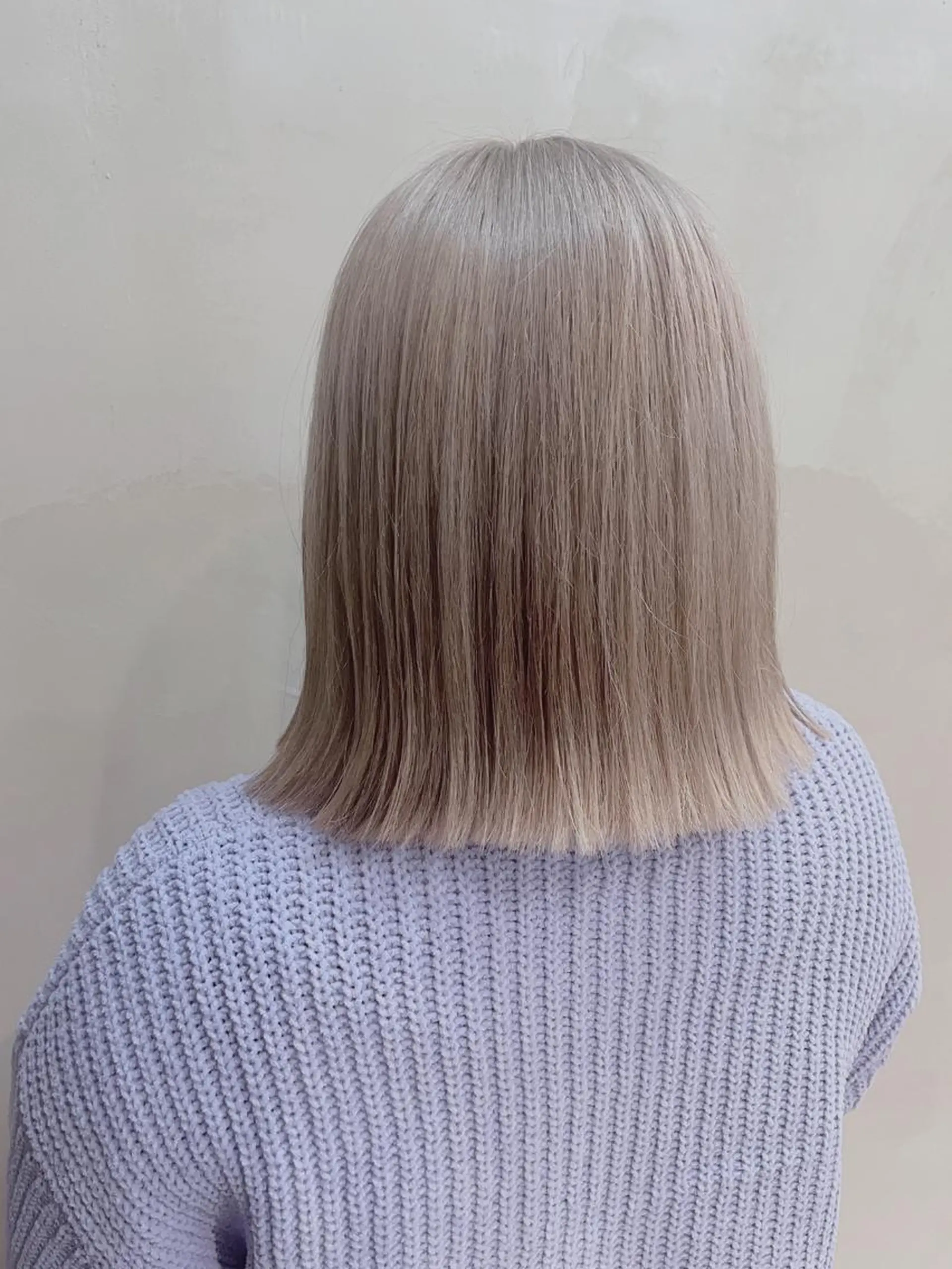ミディアム カラー EMANONアザレア梅田所属・堤 麻衣子のヘアスタイル