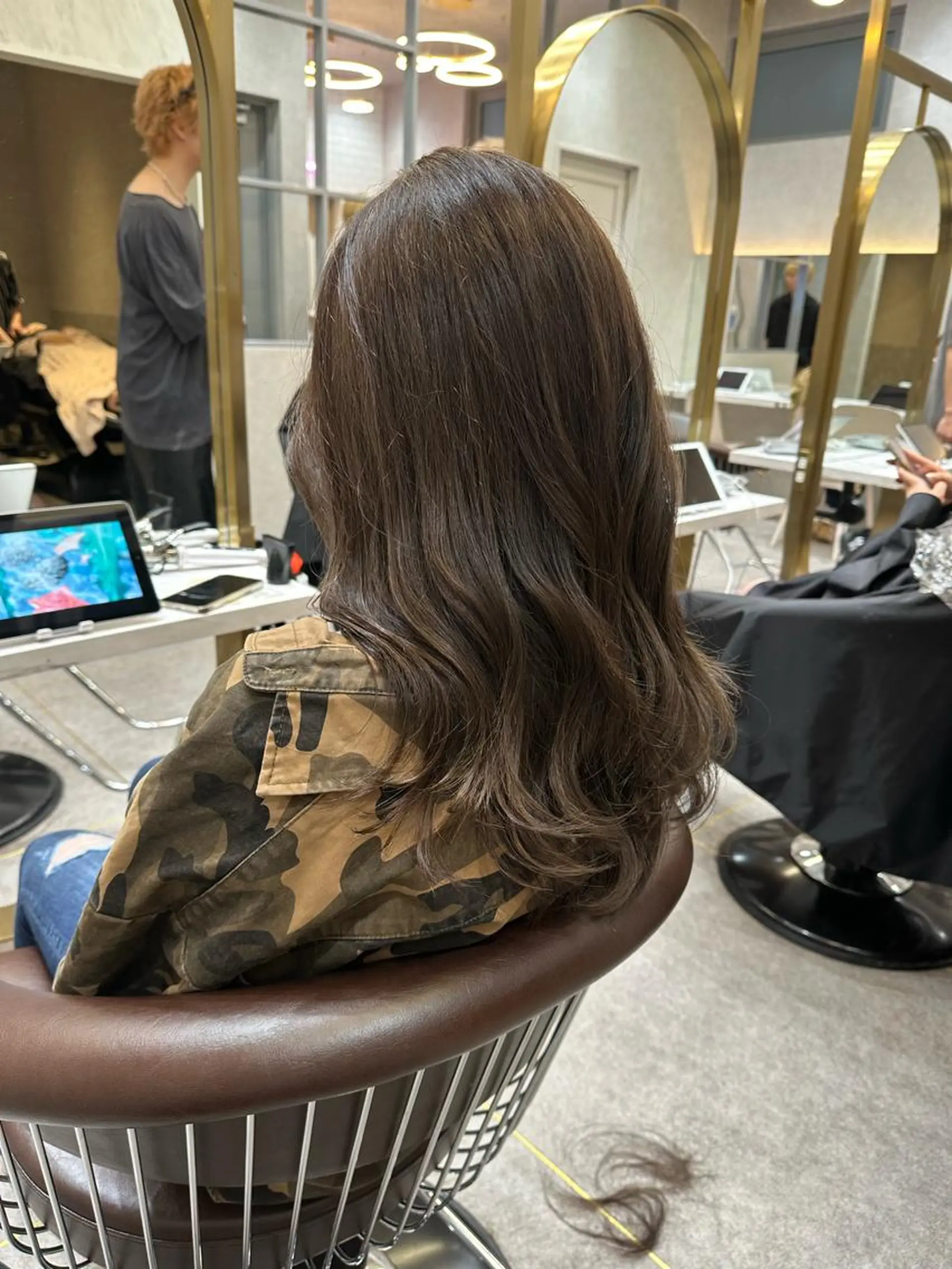 ロング カラー ヘアアレンジ ヘアカラー トリートメント yuuto🌈 艶髪ダブルカラーのヘアスタイル