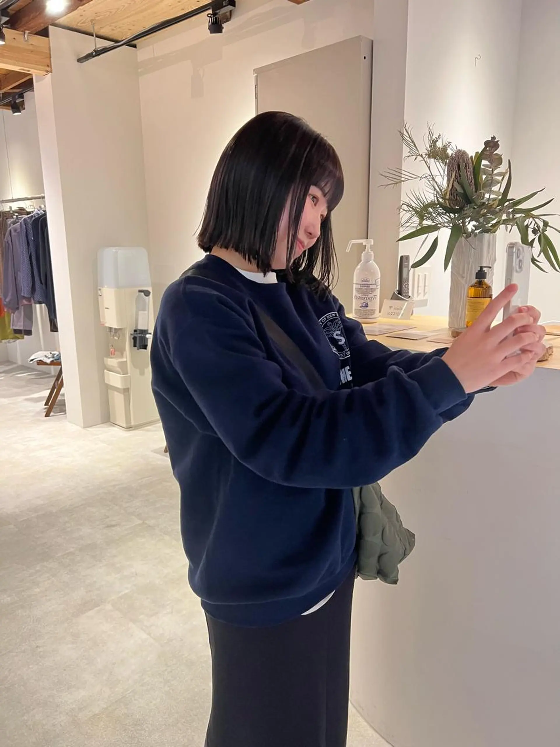ミディアム カラー カット ヘアカラー io濱川 遥のヘアスタイル
