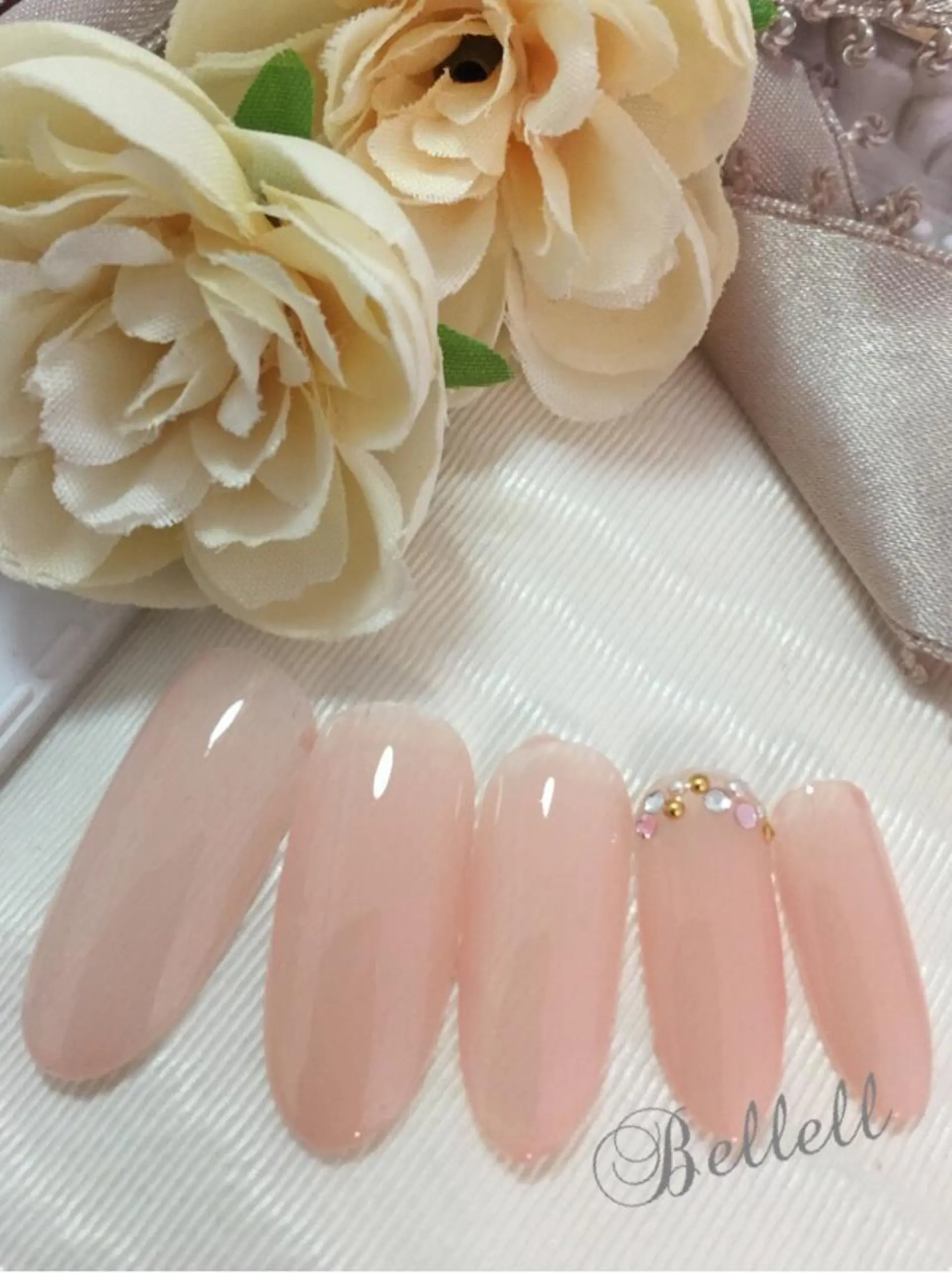 ネイル 青木 綾子のネイルデザイン