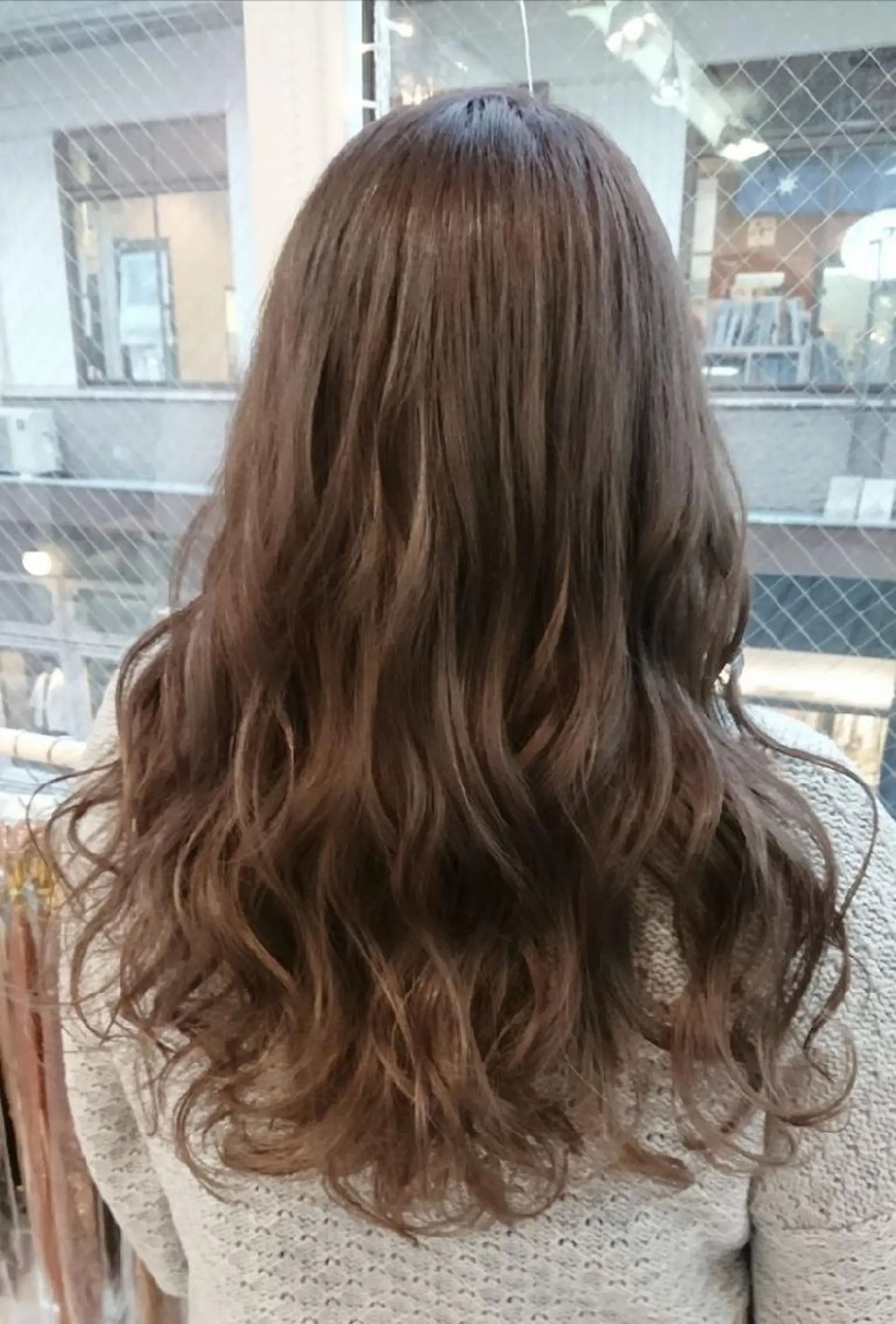 ロング カラー グレージュ ヘアカラー トリートメント ナカシマ  アユミのヘアスタイル