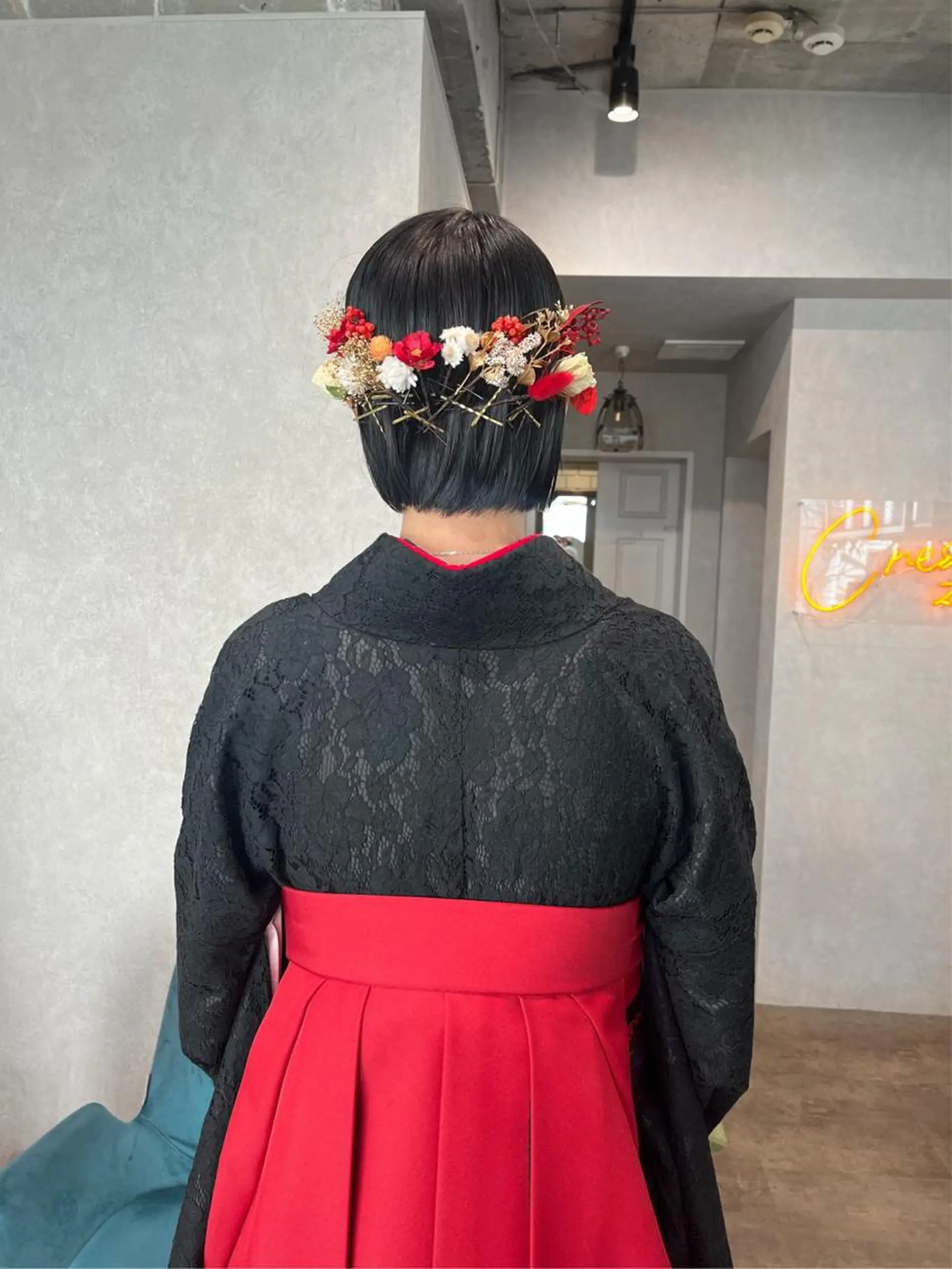 ショート ヘアアレンジ 卒業式のヘアスタイル ショートヘア behov所属・柔らかハイトーン 🤎Tsubasaのヘアスタイル