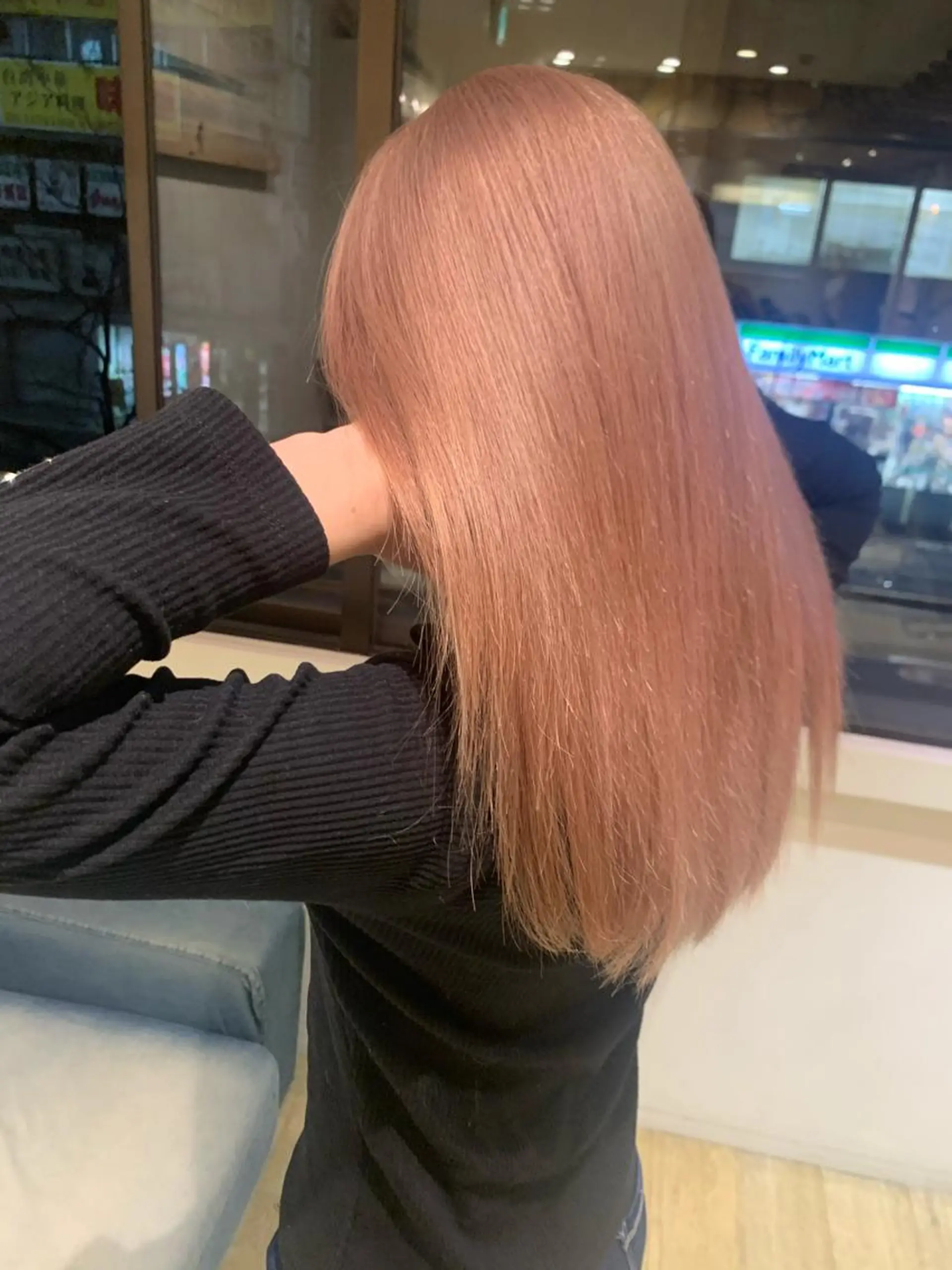 ロング ヘアカラー トリートメント 渋谷ハイトーン/ デザインカラー阿部のヘアスタイル