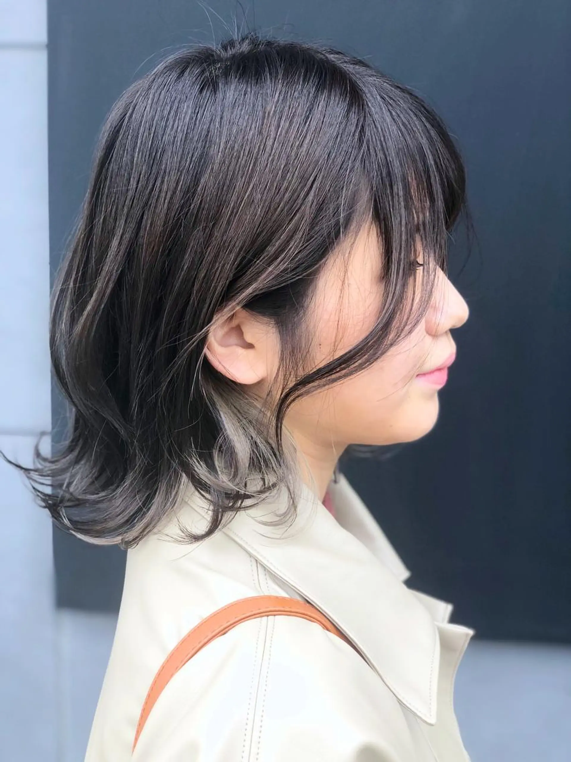 ミディアム カラー イヤリングカラー ヘアカラー 柿本拓【全席完全個室 ログネオン】のヘアスタイル