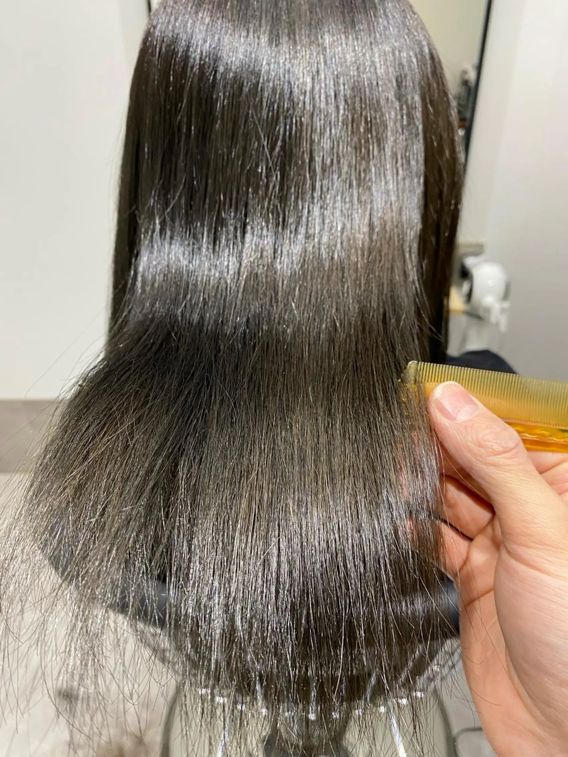ミディアム カラー 髪質改善・育髪サロンABELIA所属・大西 敦之のヘアスタイル