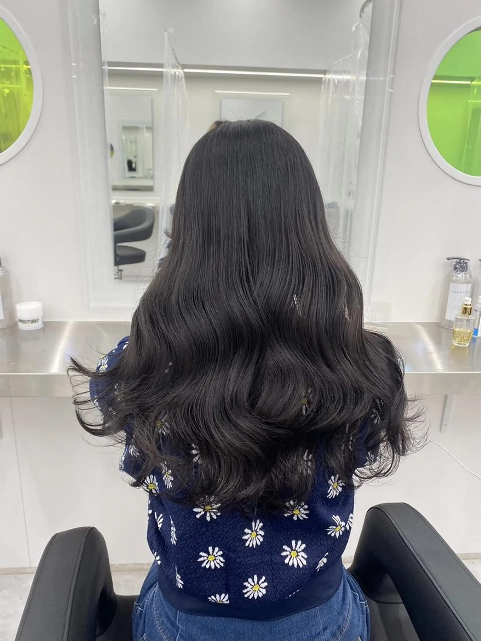 カラー 暗髪透明感カラー🖤 池袋SHE🖤のヘアスタイル