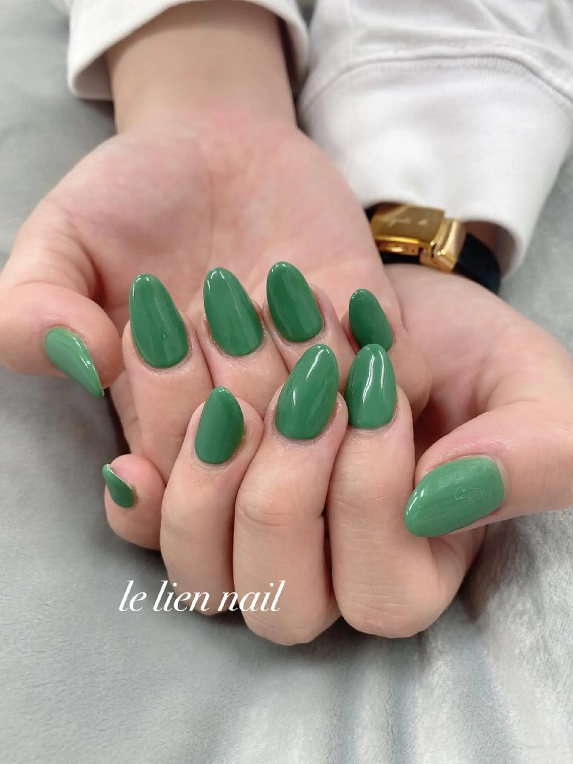 ネイル グリーン ワンカラーネイル ハンドネイル le lien nailのネイルデザイン
