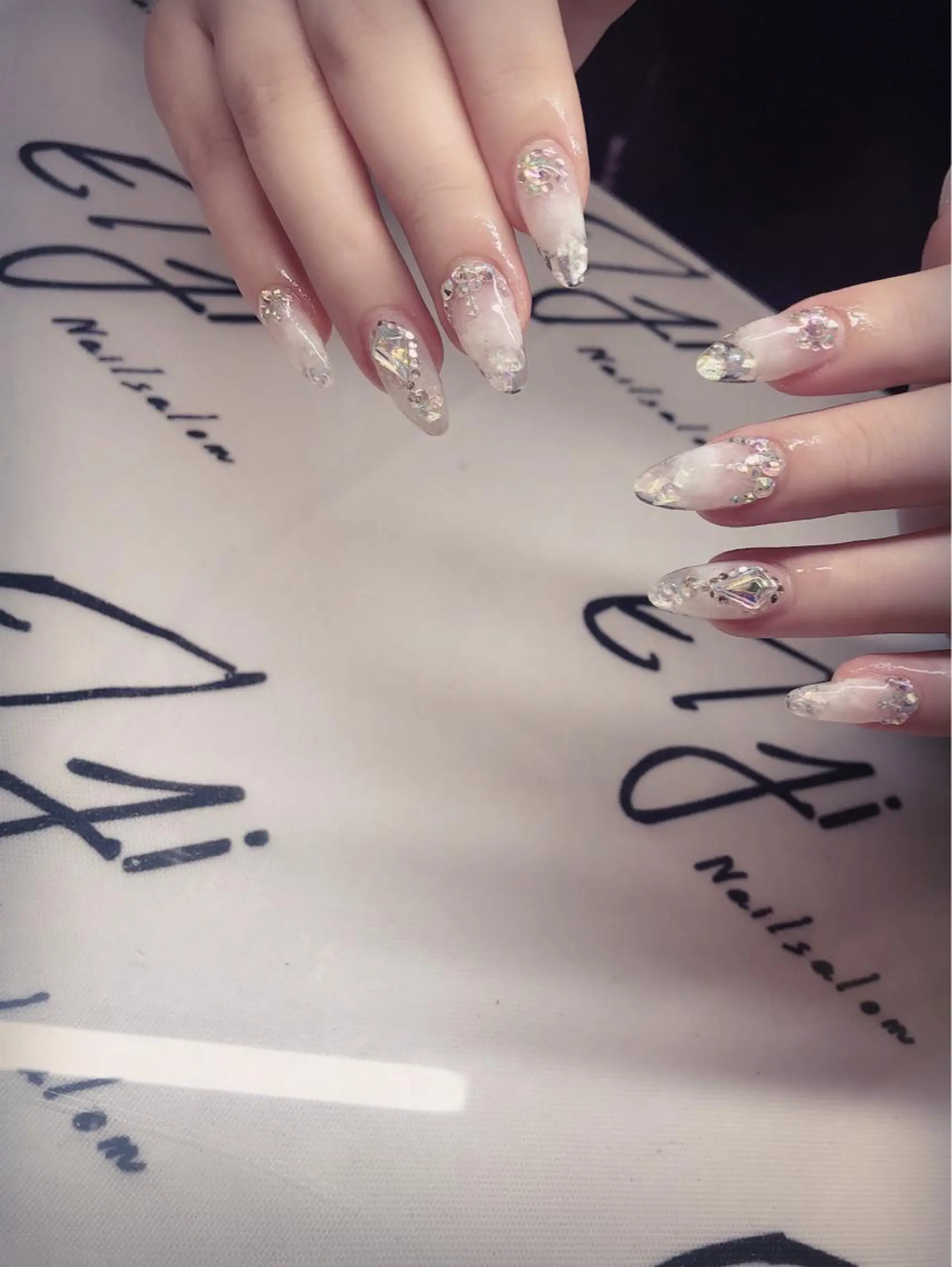 ネイル ハンドネイル 🖤スカルプ R🖤のネイルデザイン