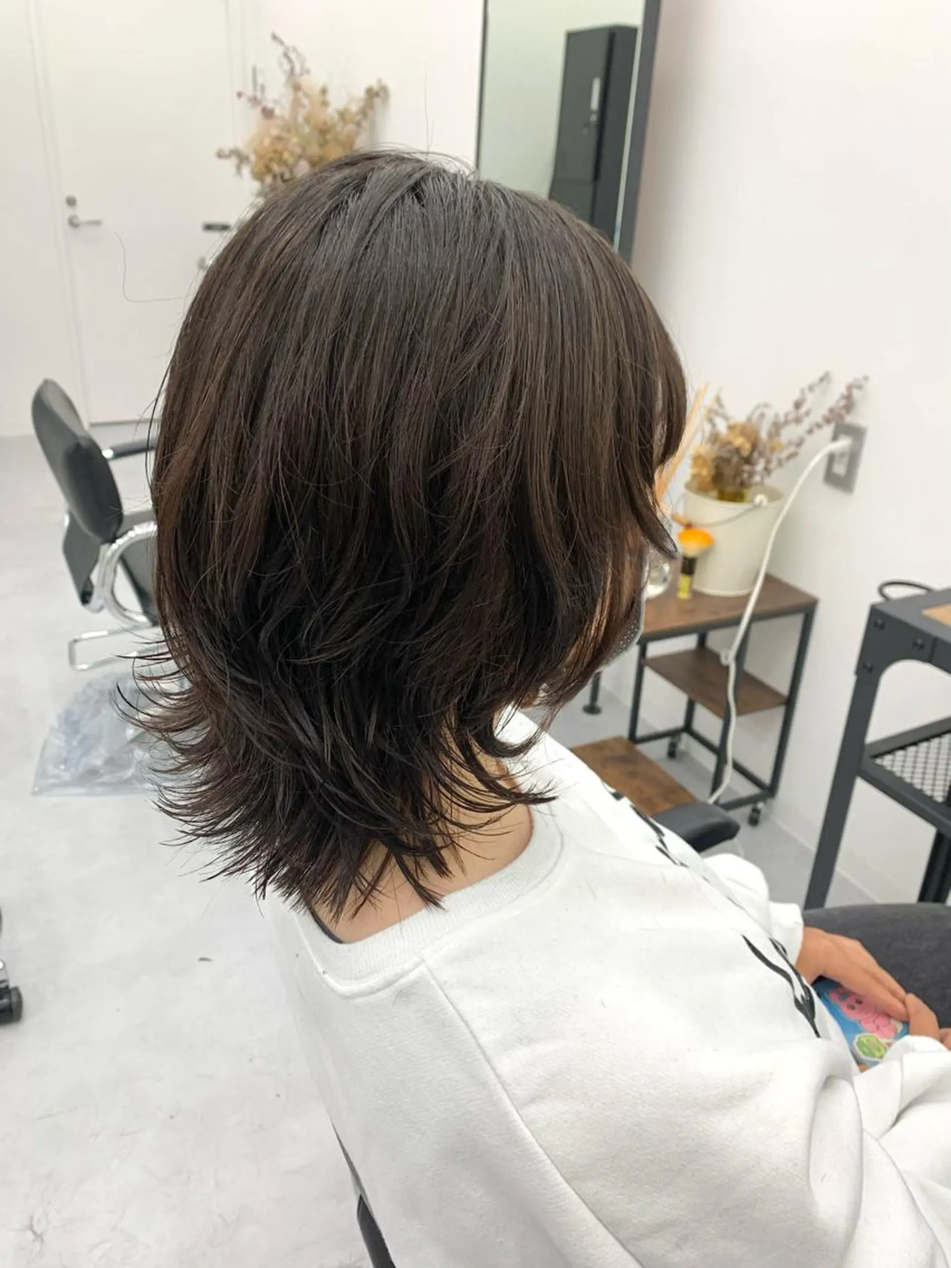 ミディアム パーマ レイヤー ハイトーン 暖色⭐︎KANAKOのヘアスタイル