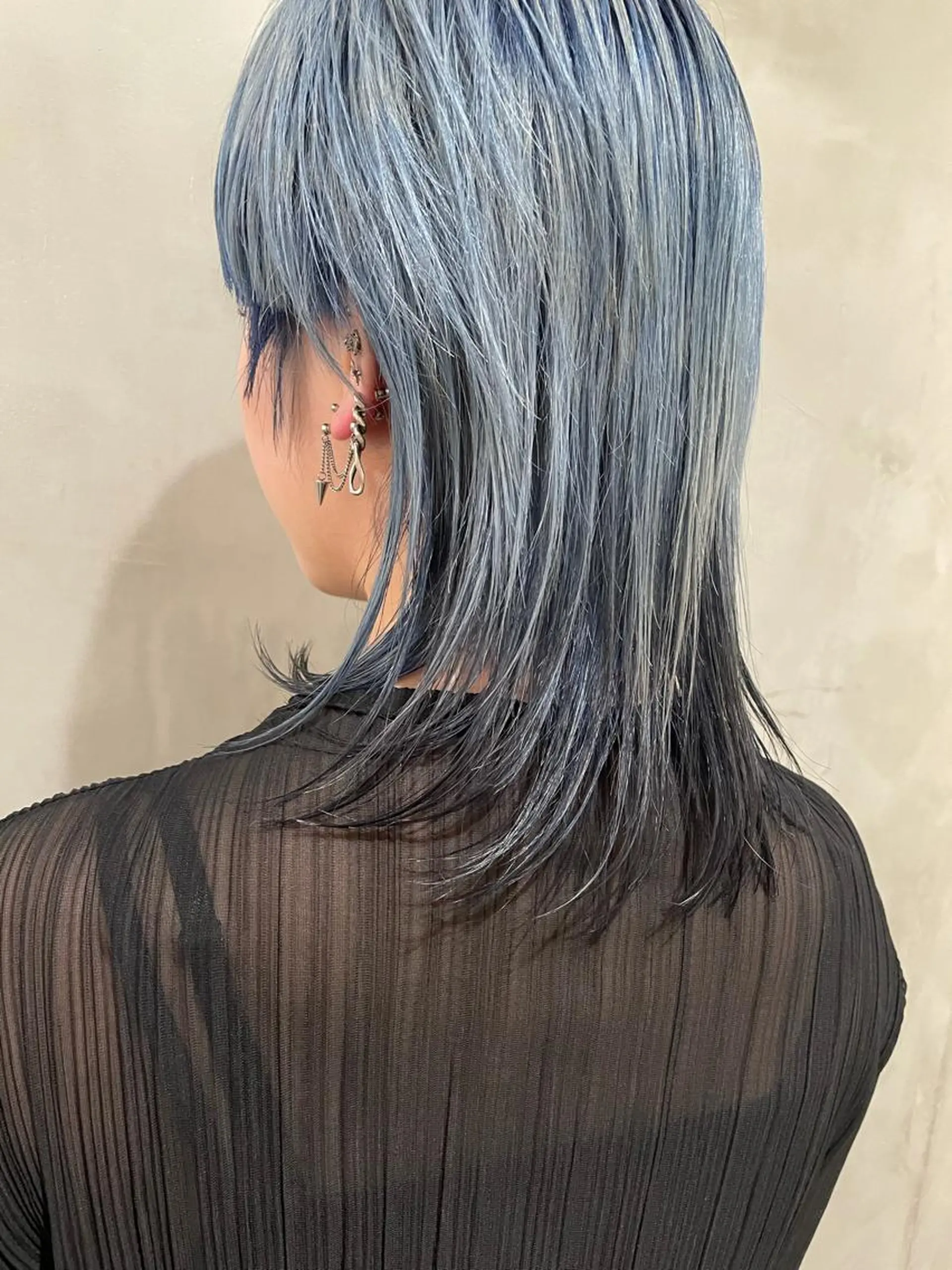 ミディアム カラー カット ヘアカラー トリートメント 優 作のヘアスタイル