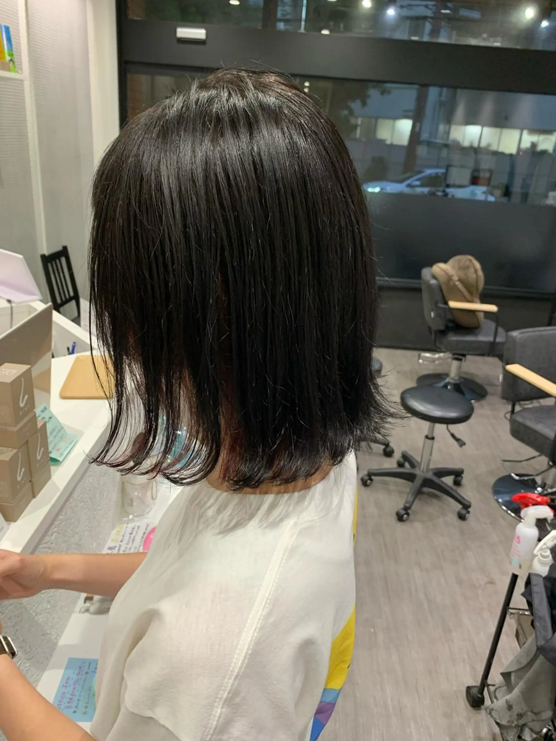 ミディアム 【酸性ストレート】 宮下和明のヘアスタイル