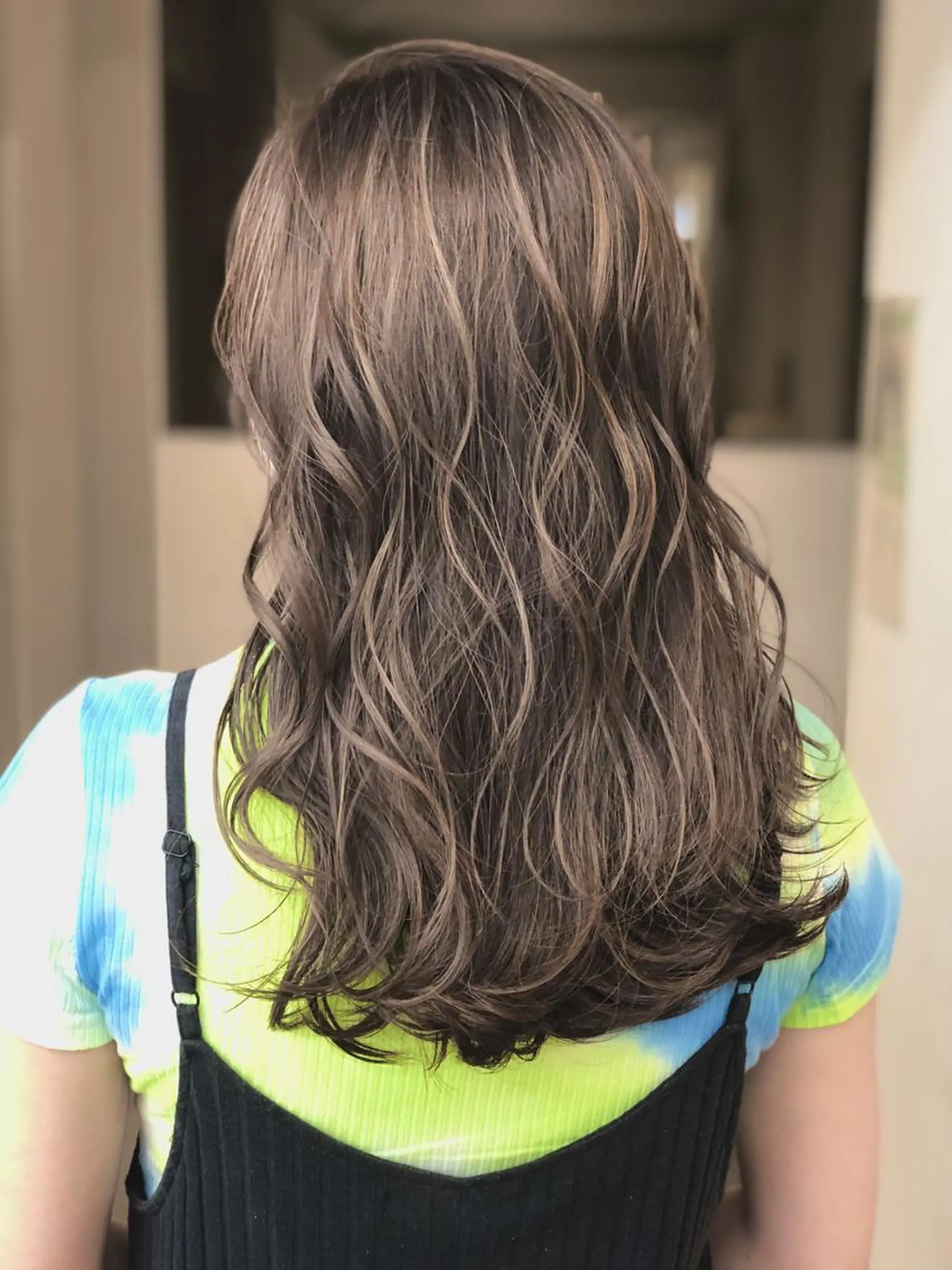 ミディアム EIGHT 船橋のヘアスタイル