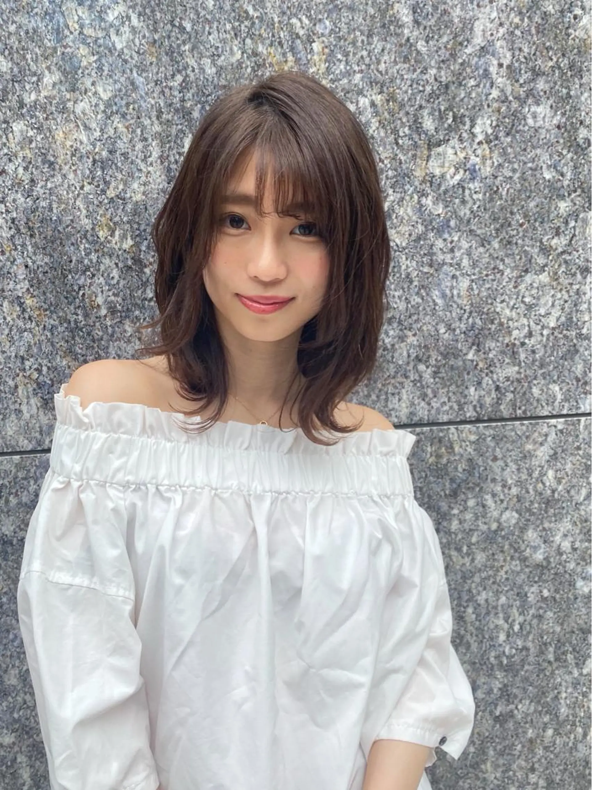 ミディアム カラー ヘアアレンジ 海外レイヤー 鯉渕のヘアスタイル
