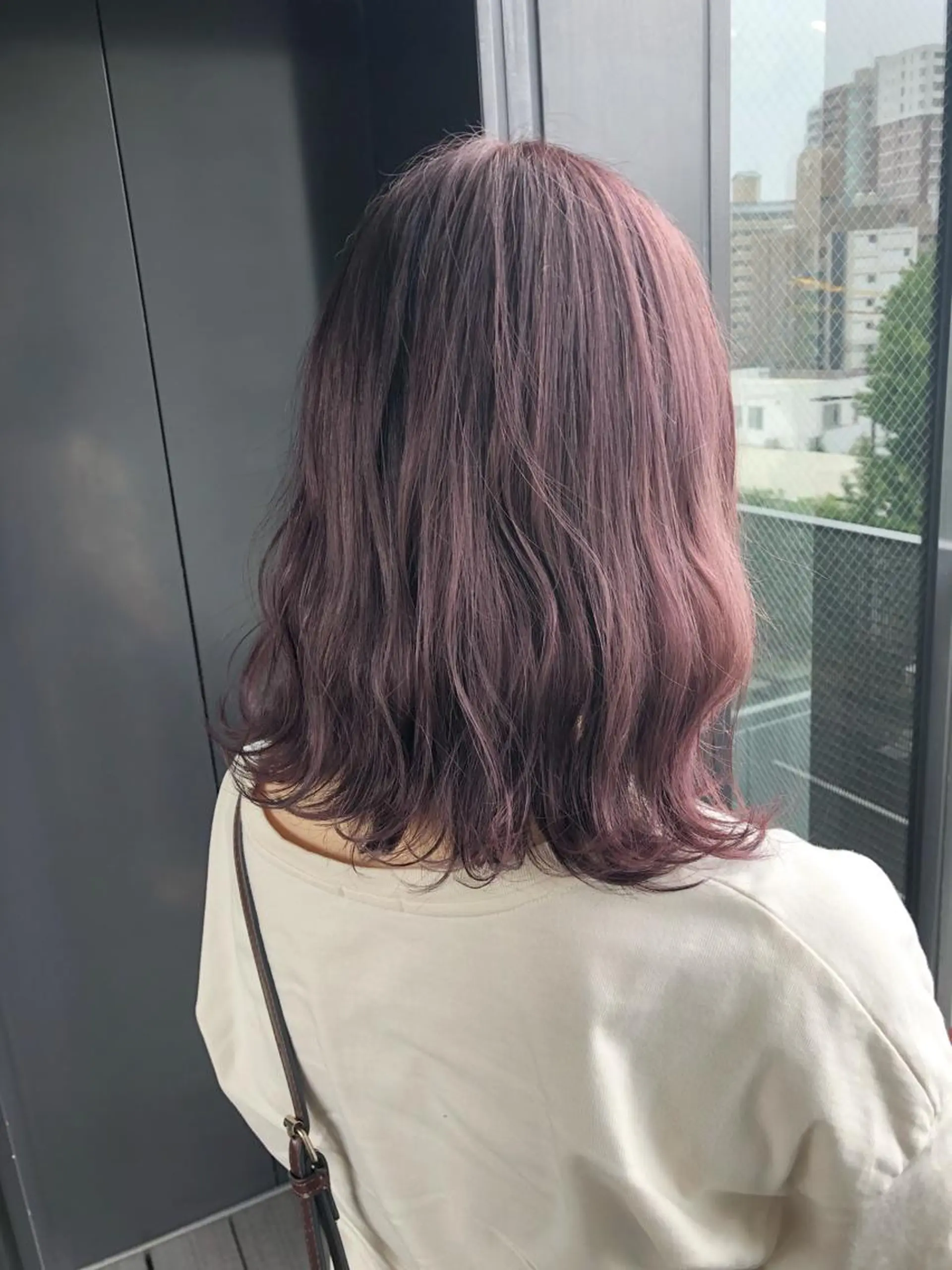 ミディアム カラー ラベンダーカラー ラベンダーピンク ピンクカラー ヘアカラー トリートメント 八谷 将平のヘアスタイル