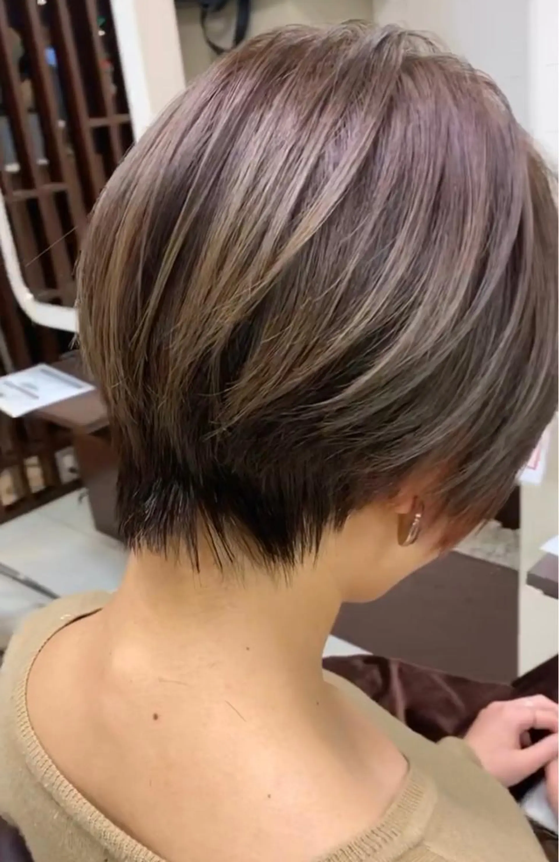 ショート カラー インナーカラー 2025/5/8開始 オーナー渡辺岳のヘアスタイル